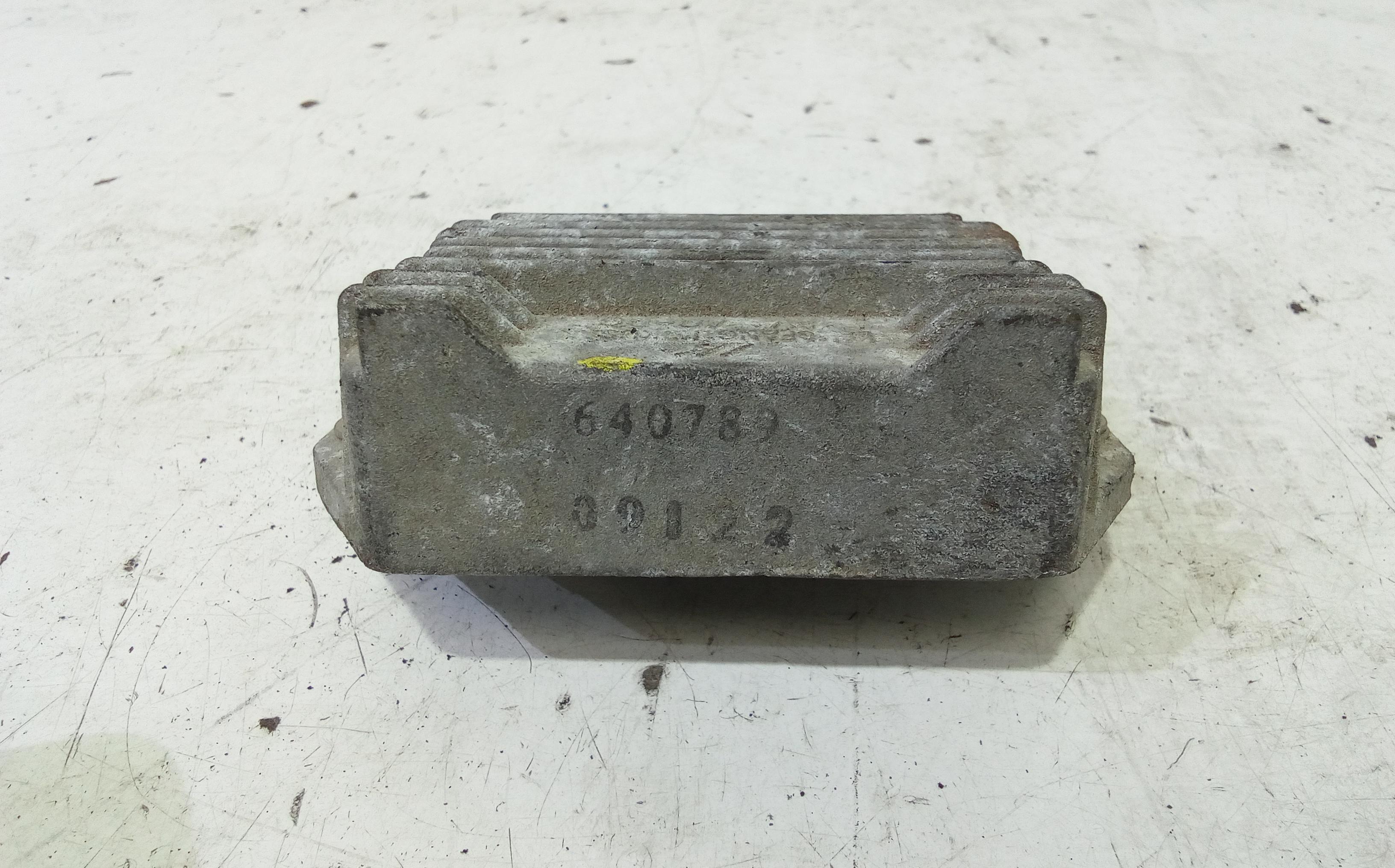 Regolatore Tensione Usato