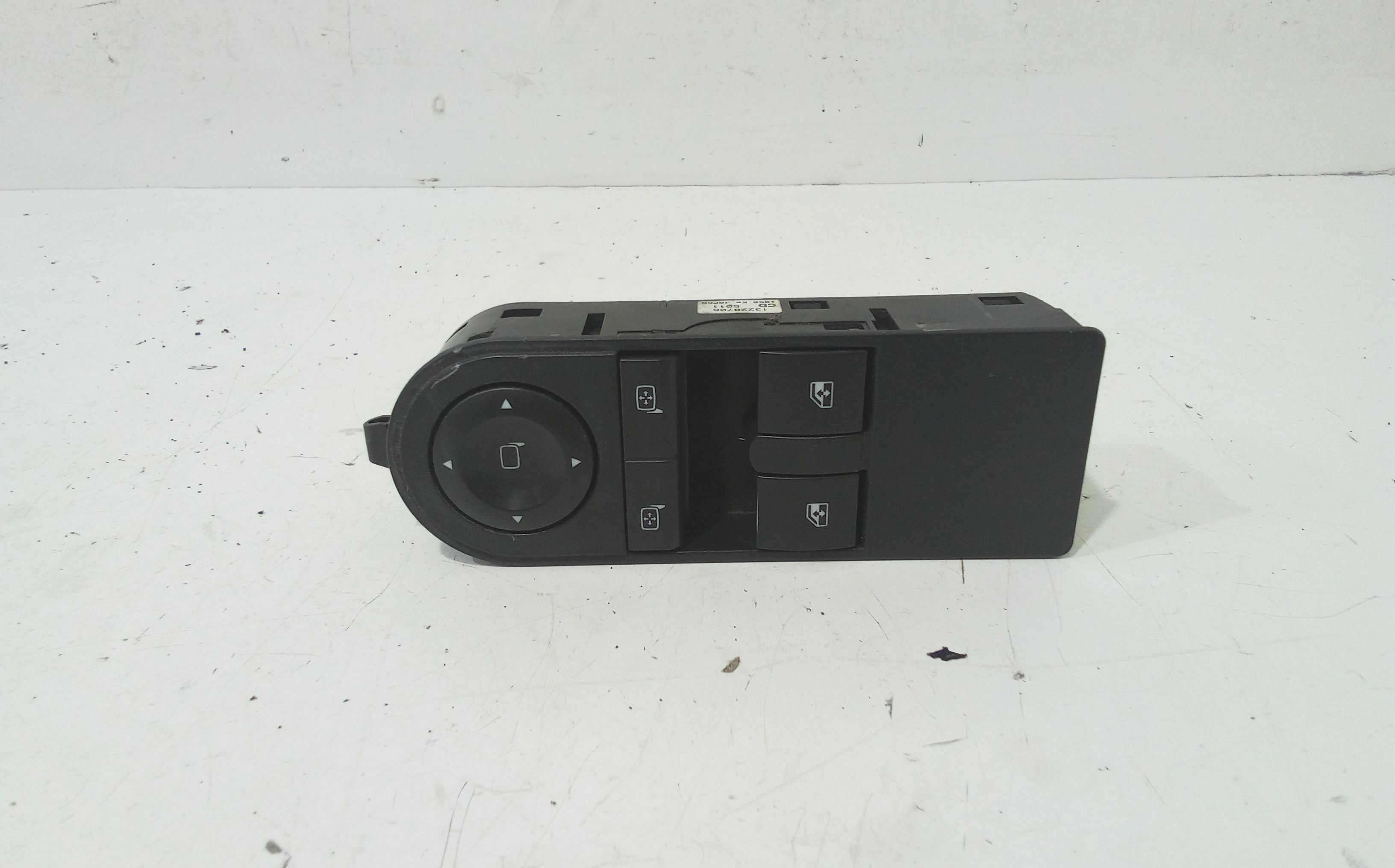 Interruttore Alzacristalli Porta Ant. Sinistro Usato