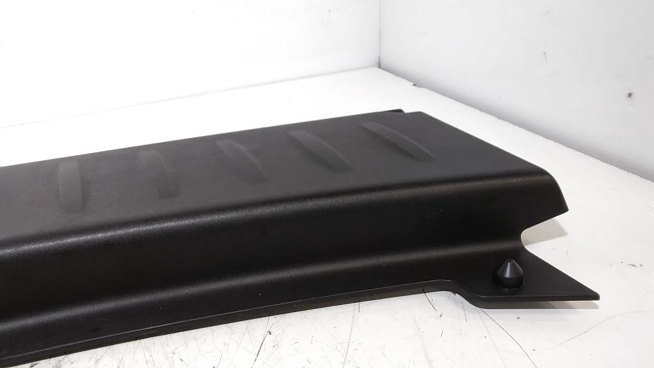 Modanatura Battivaligia Bagagliaio J9C2626PVJ Usato