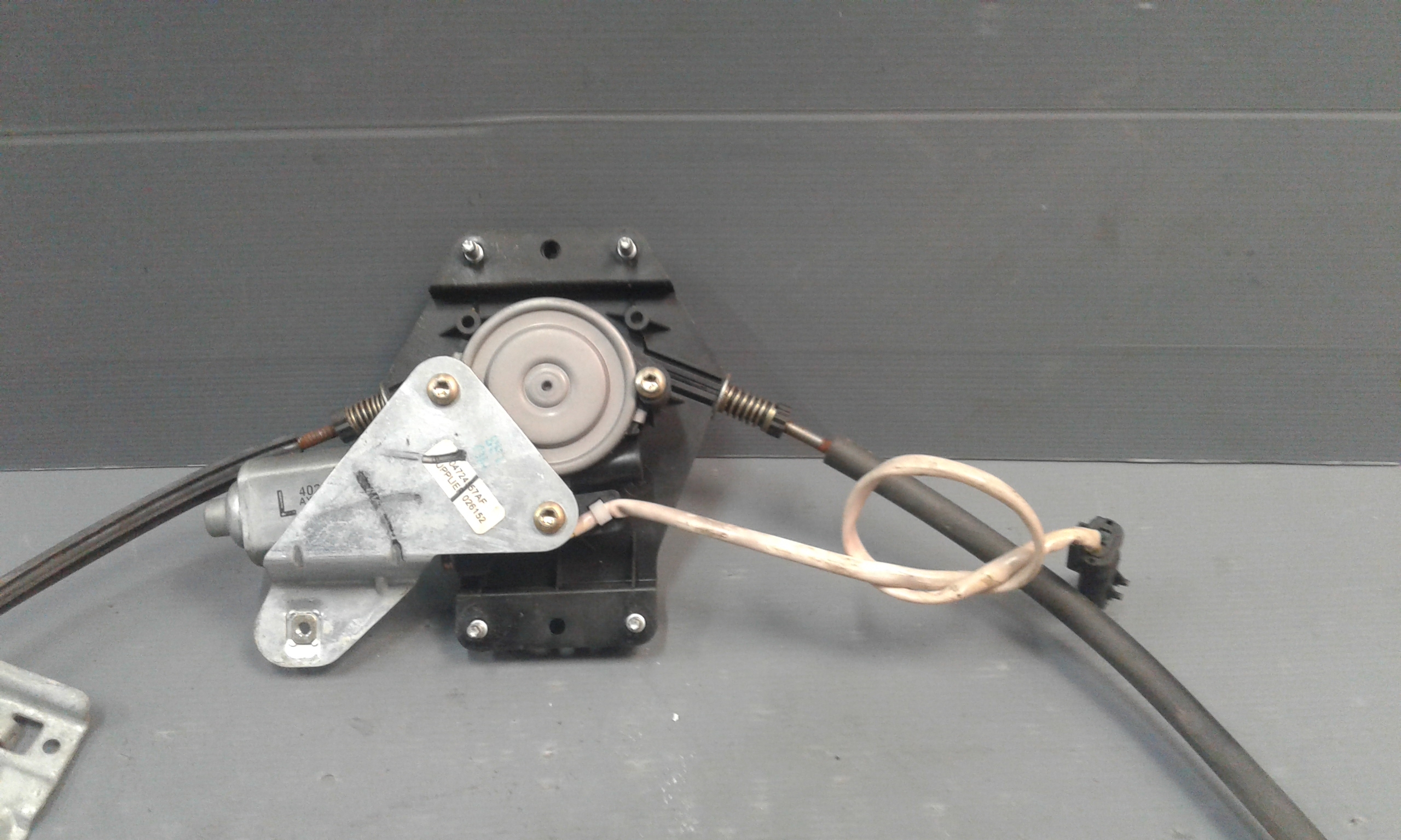 Alzacristallo Porta Ant. Sinistro Usato