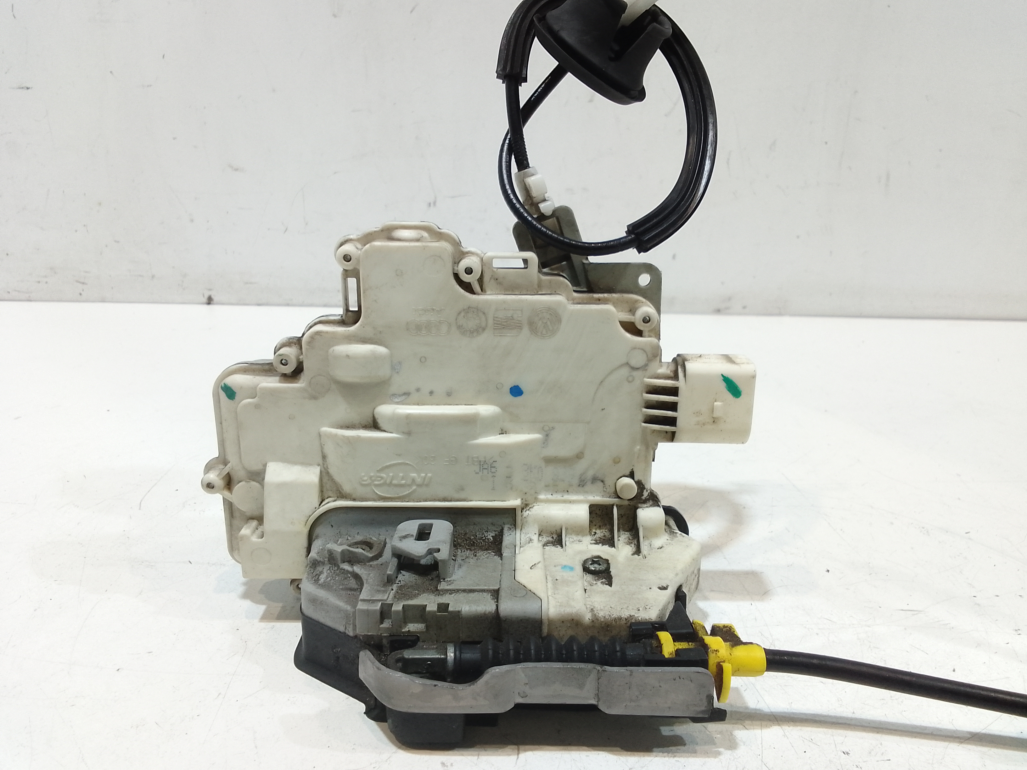 Serratura Porta Post. Destro 8K0839016F Usato