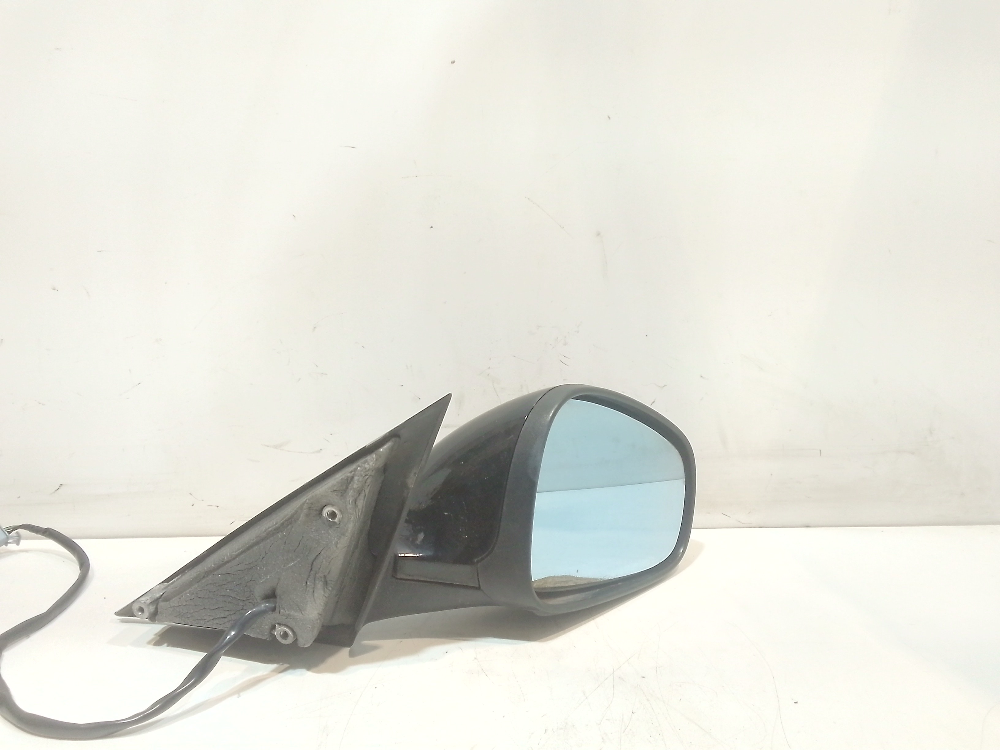 Retrovisore Est. Destro Usato