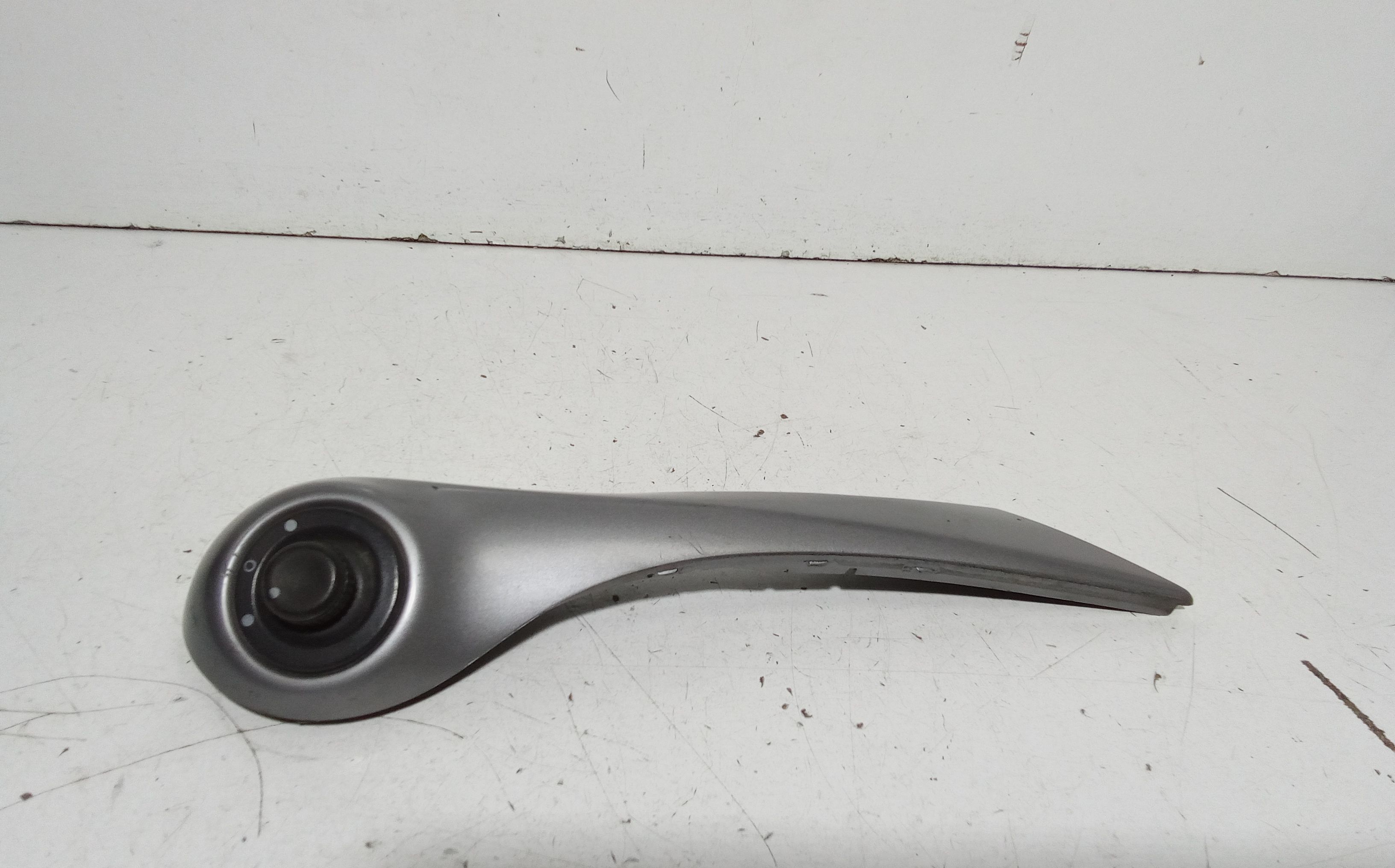 Comando Regolazione Altezza Proiettori Usato