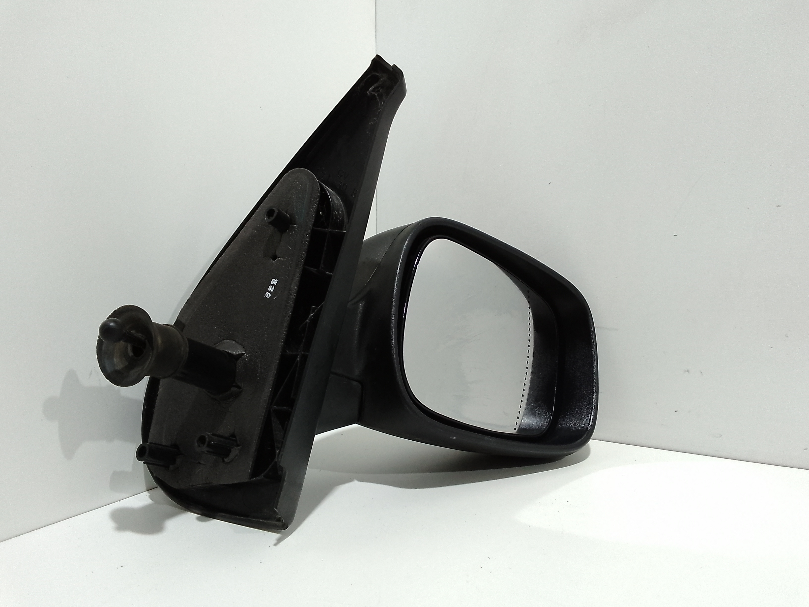 Retrovisore Est. Destro 7700304831 Usato