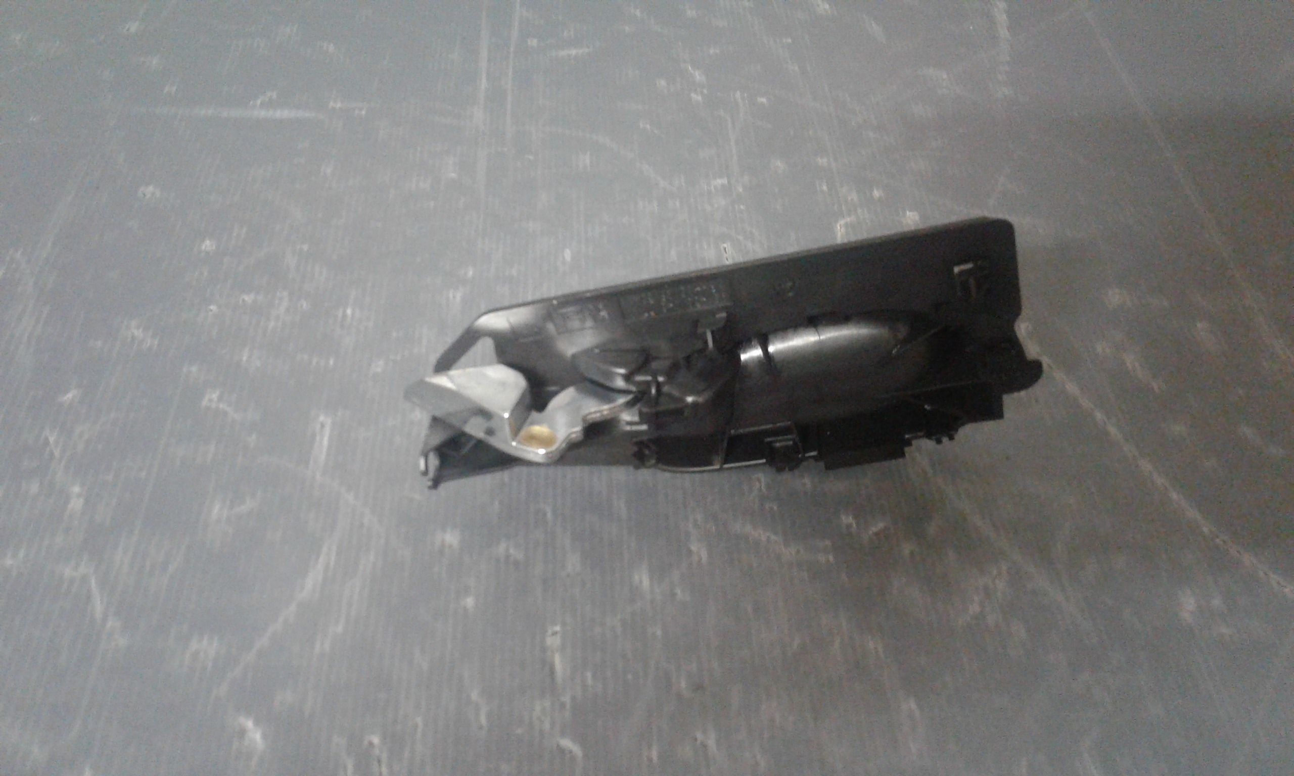 Maniglia Int. Apertura Porta Post. Sinistro Usato