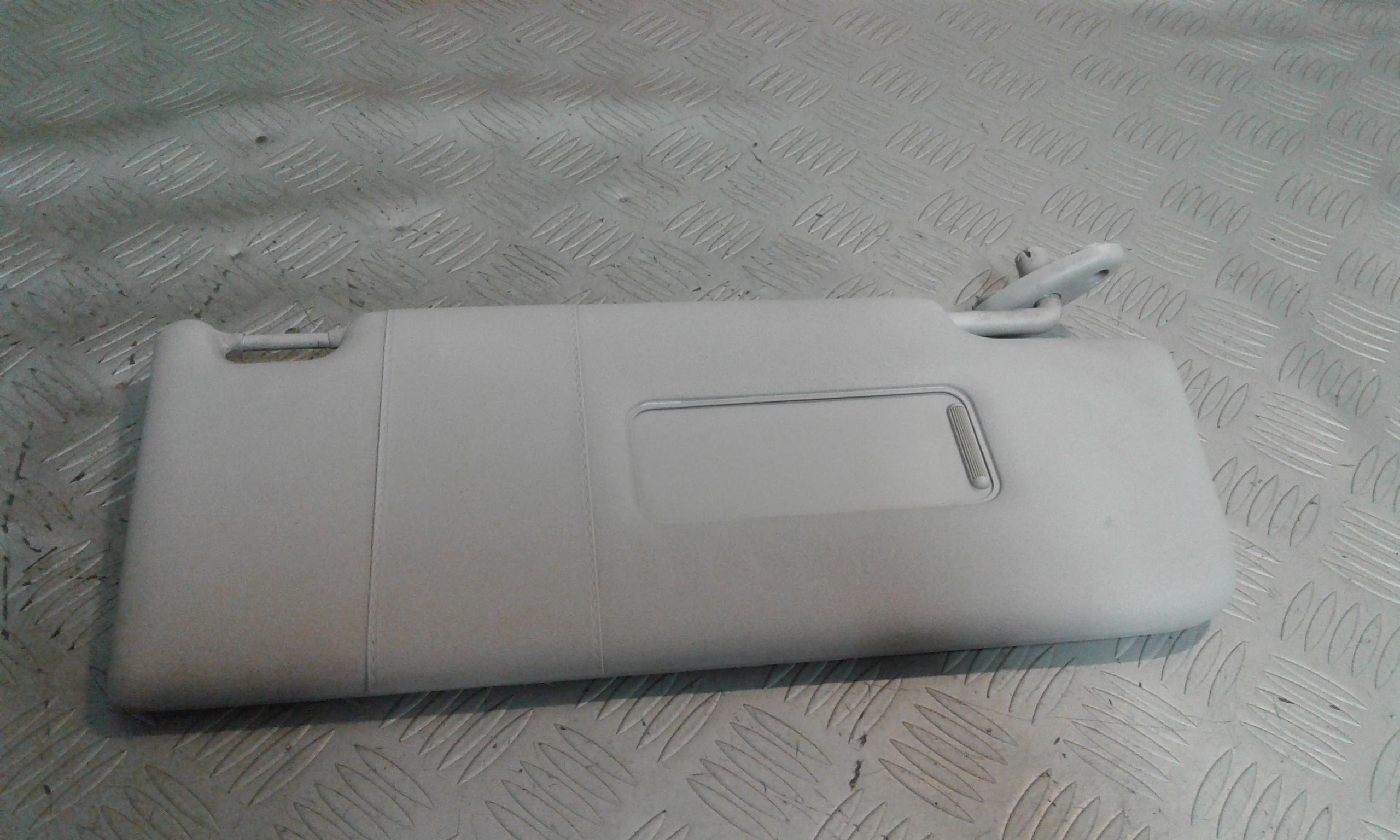 Aletta Parasole Parabrezza Destro 1146201 Usato