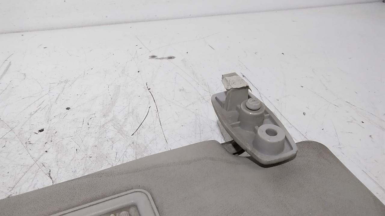 Aletta Parasole Parabrezza Destro 735361684 Usato