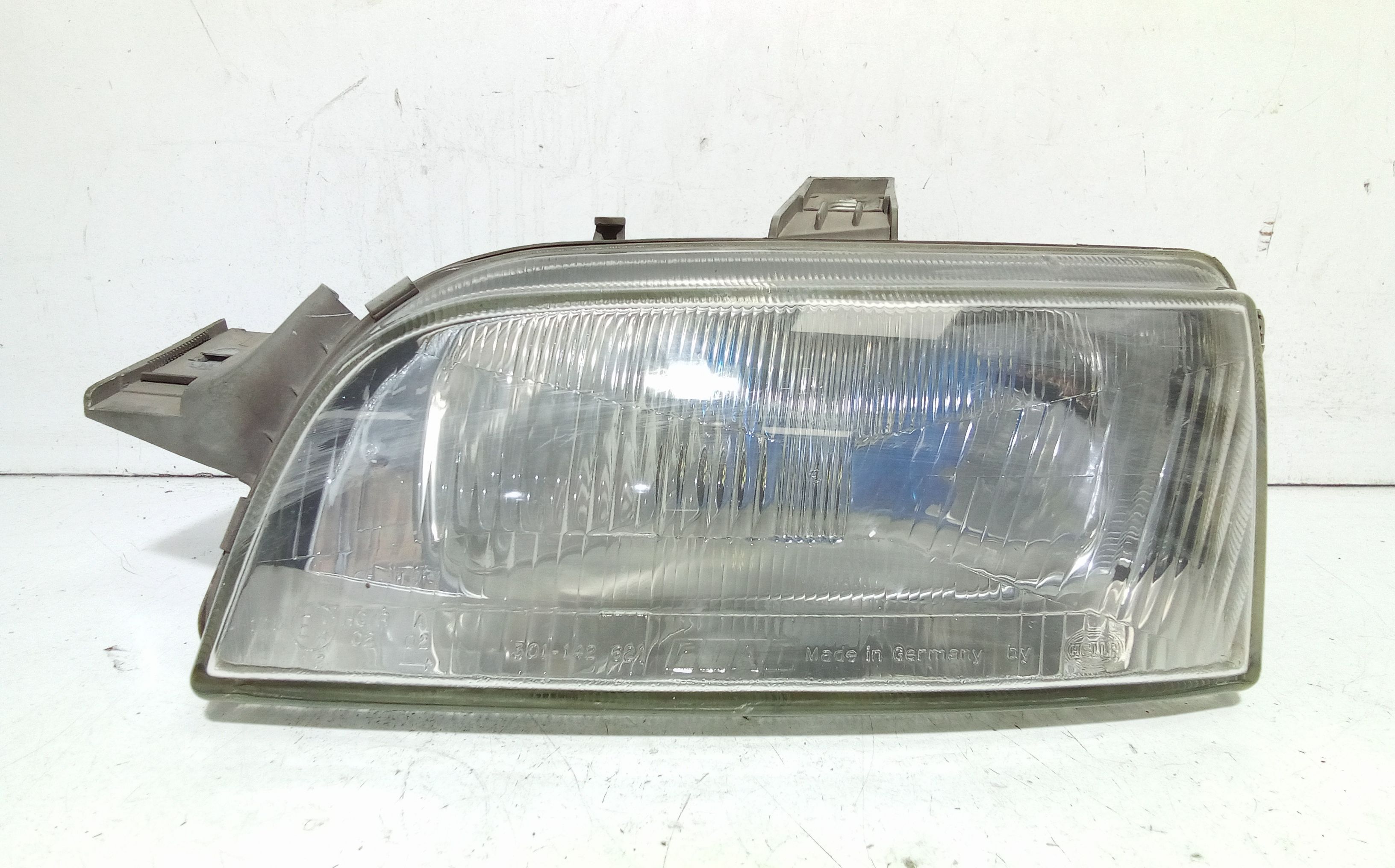 Proiettore Sinistro 46402650 Usato