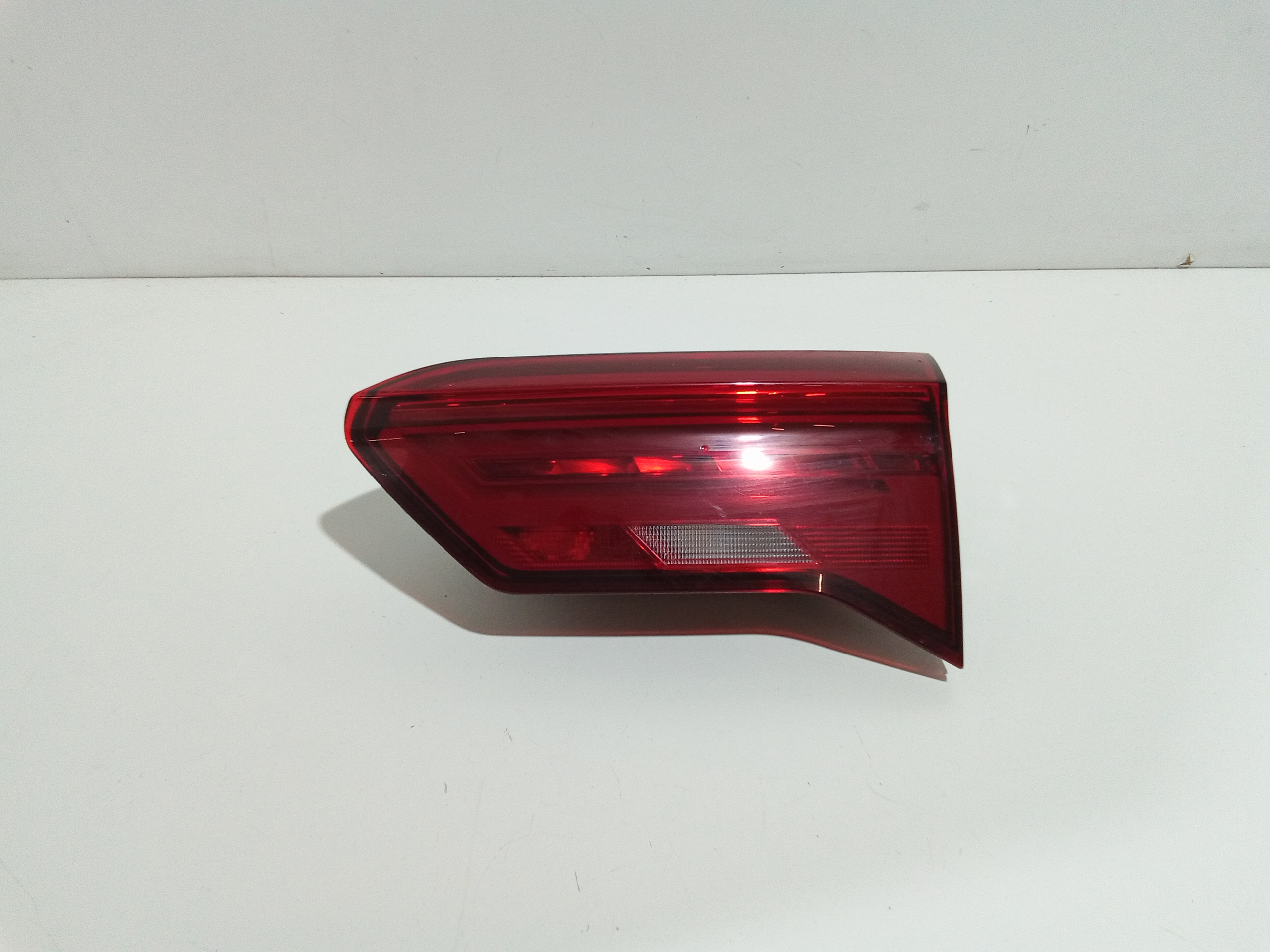 Fanale Post. Parte Int. Destro 2GA945094 Usato