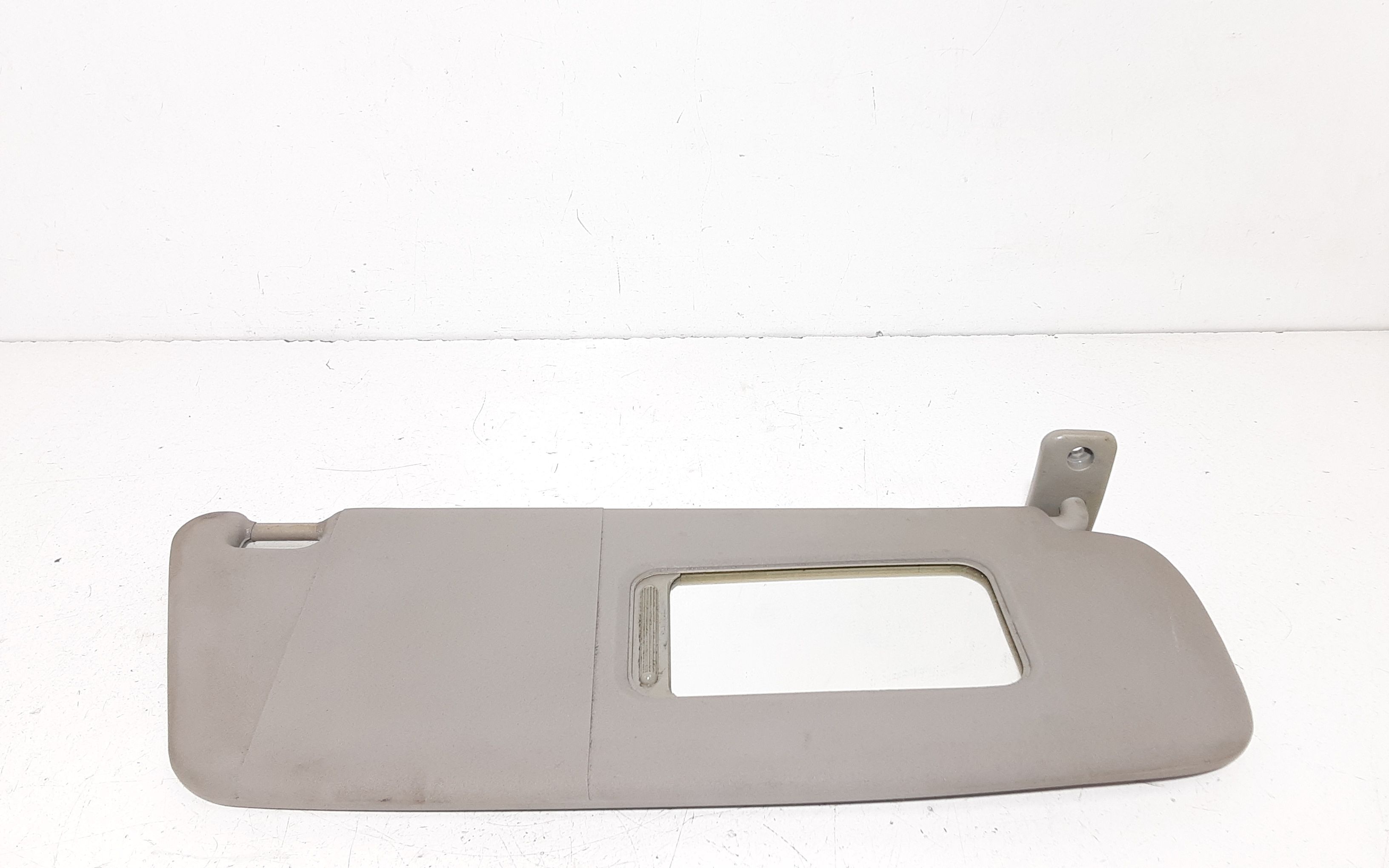 Aletta Parasole Parabrezza Destro 13130073 Usato