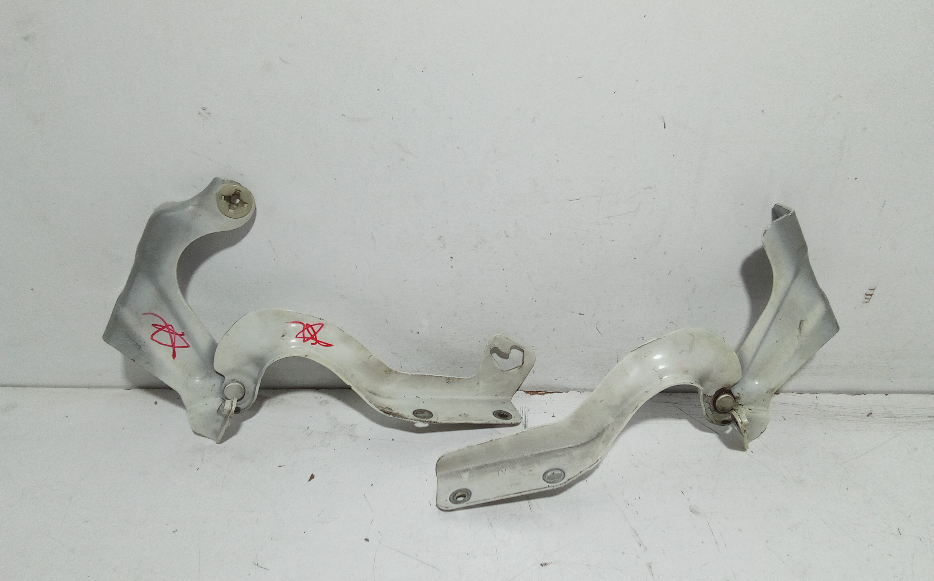 Cerniera Cofano Ant. Sinistro 654011HB0A Usato