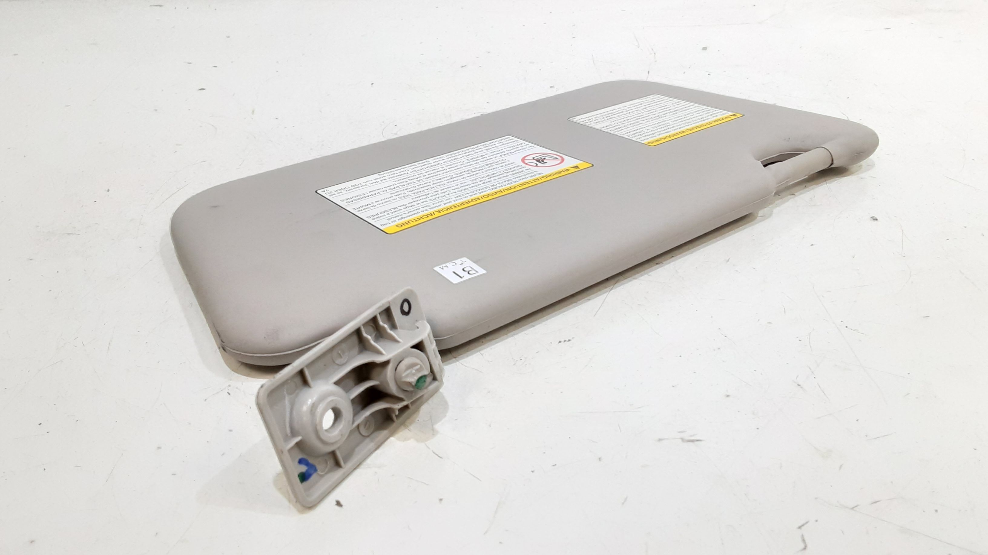 Aletta Parasole Parabrezza Destro 964001HP0A Usato