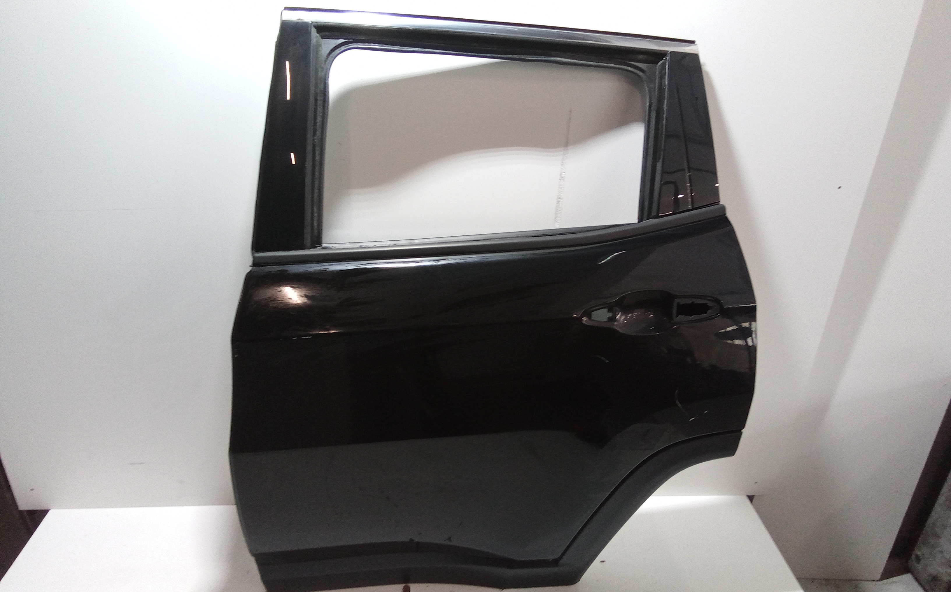 Porta Post. Sinistro K68246269AB Usato