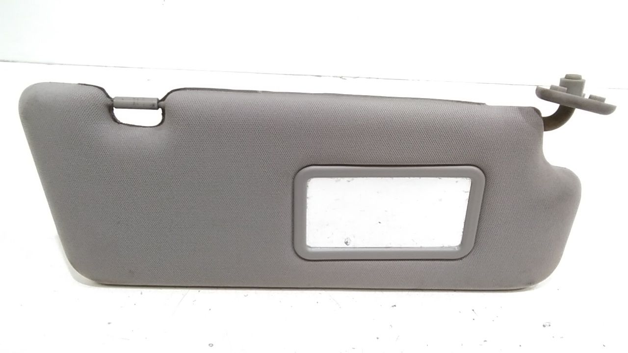 Aletta Parasole Parabrezza Destro 7612009003ABR Usato