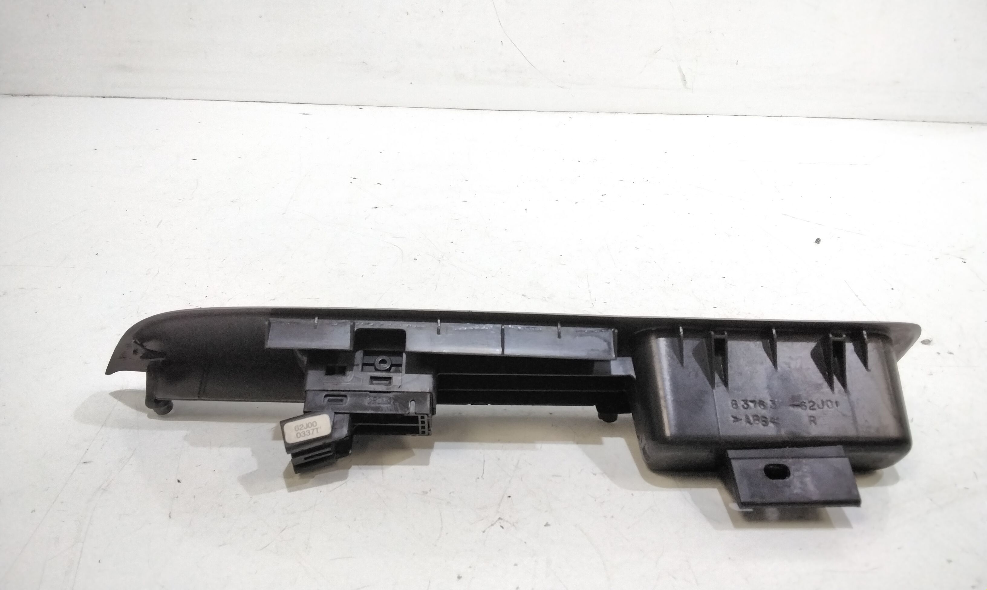 Interruttore Alzacristalli Porta Ant. Destro Usato