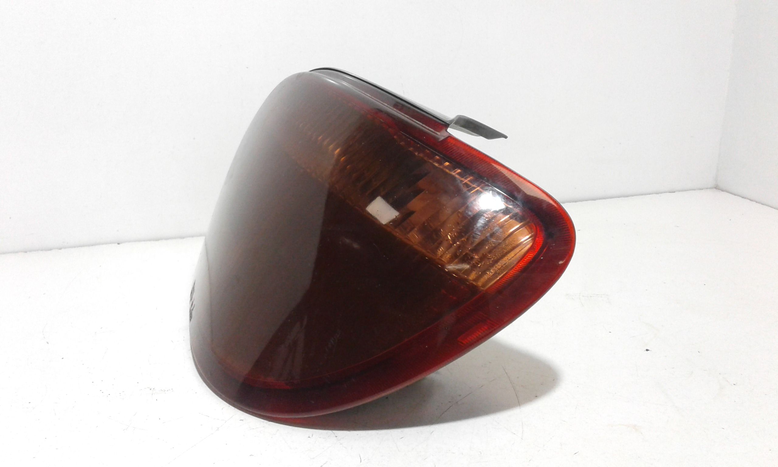 Fanale Post. Destro 815500D010 Usato