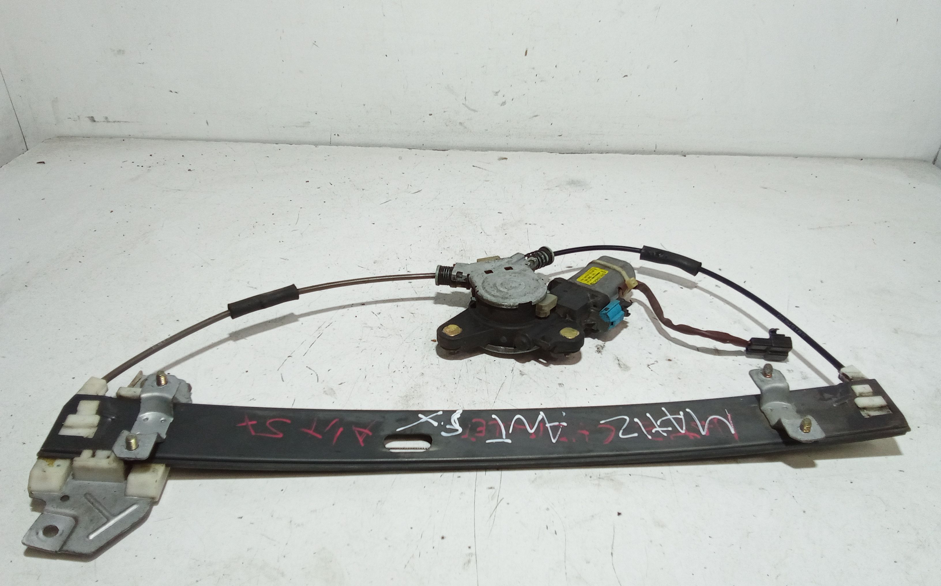 Alzacristallo Porta Ant. Sinistro 8240102000 Usato