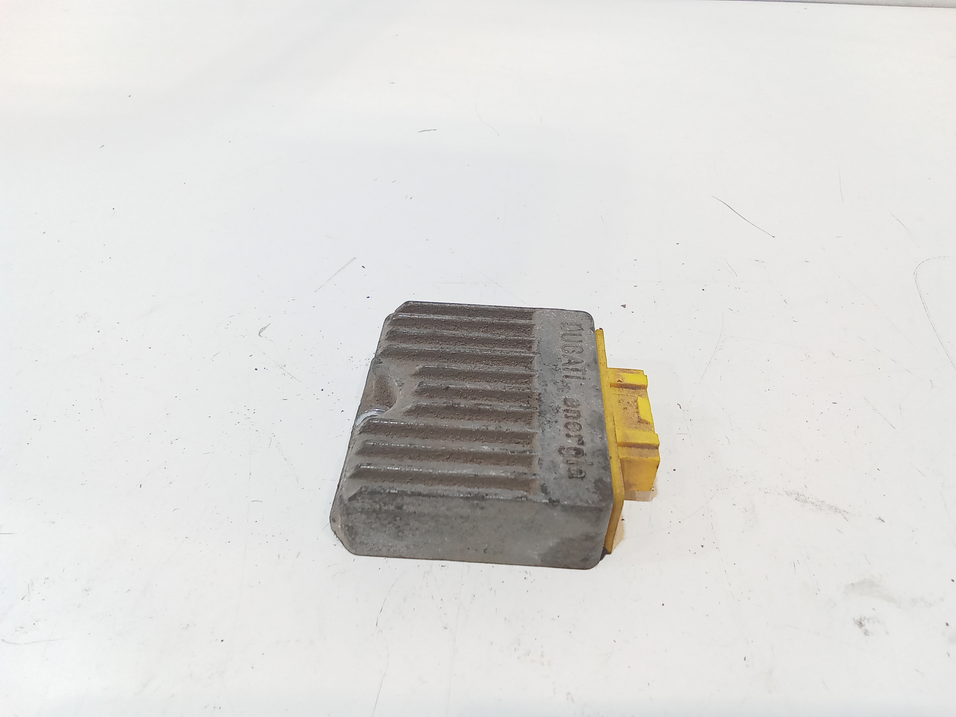 Regolatore Tensione Usato