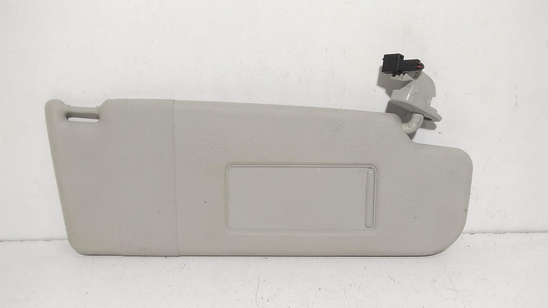 Aletta Parasole Parabrezza Destro 6Q0857552F2F4 Usato