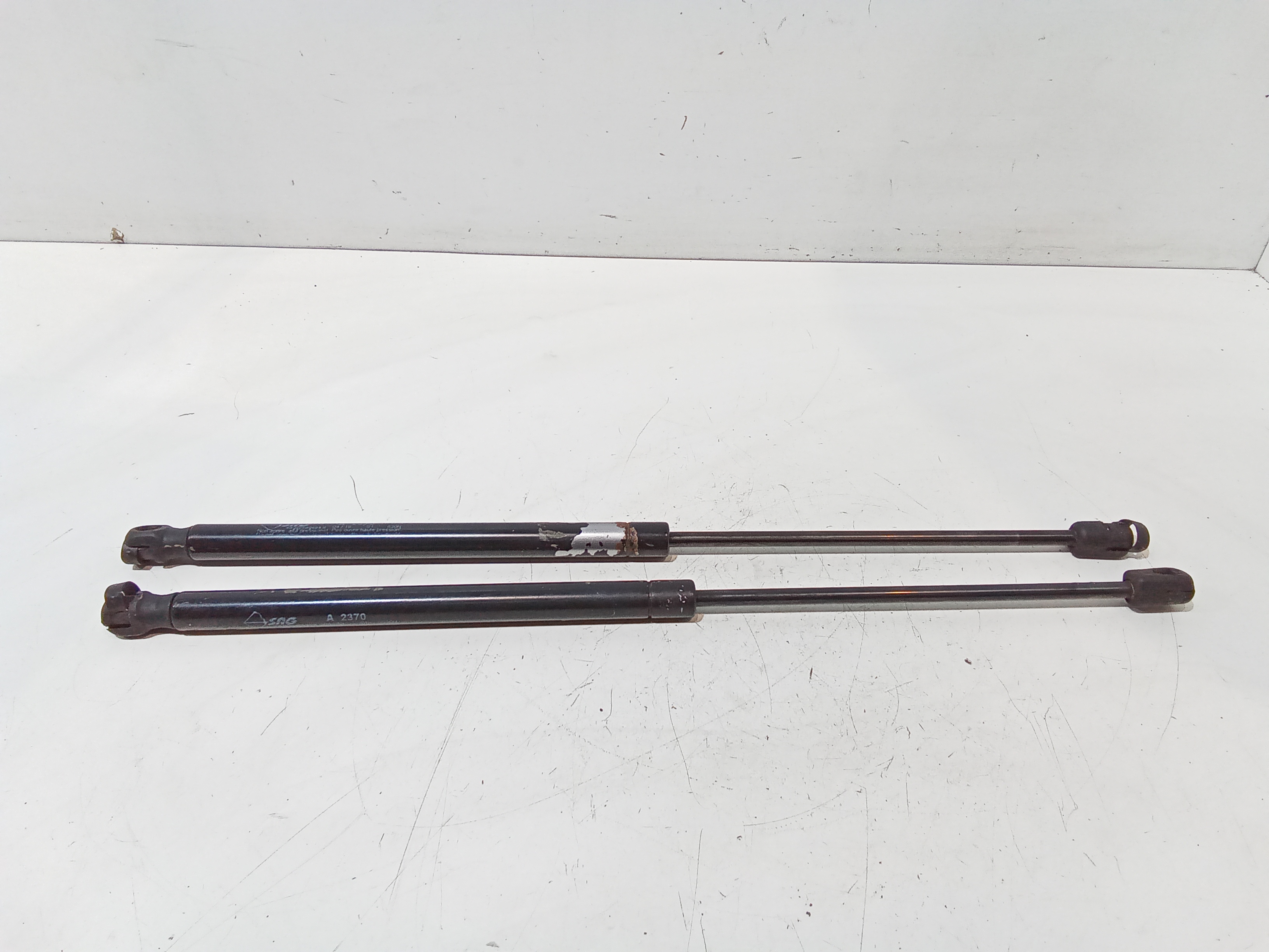 Cerniera Cofano Post. Destro Usato