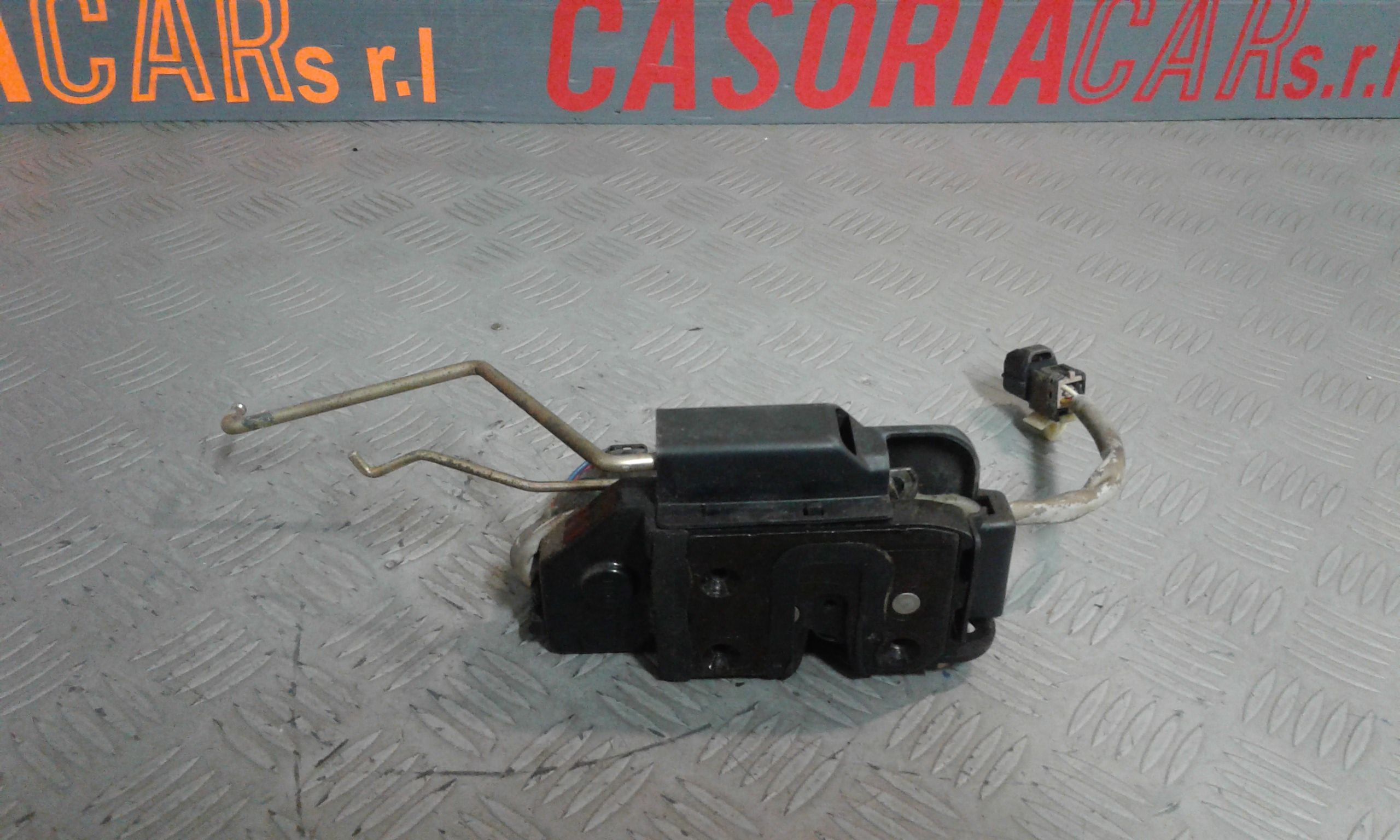 Serratura Porta Ant. Destro 957361C000 Usato