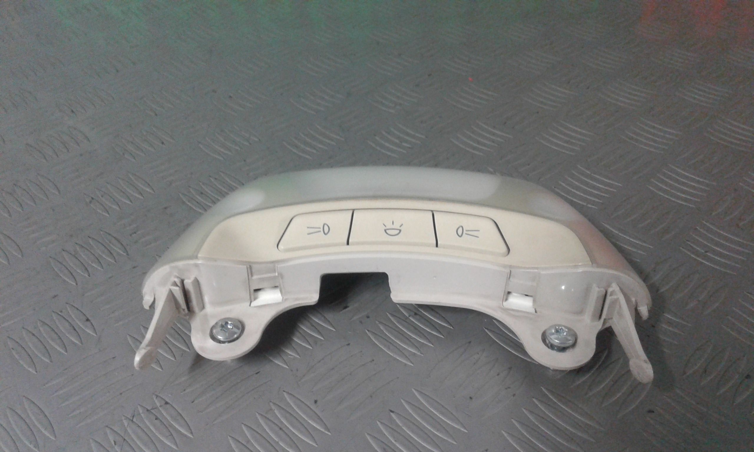 Luce Cortesia Ant. Tetto 46791389 Usato