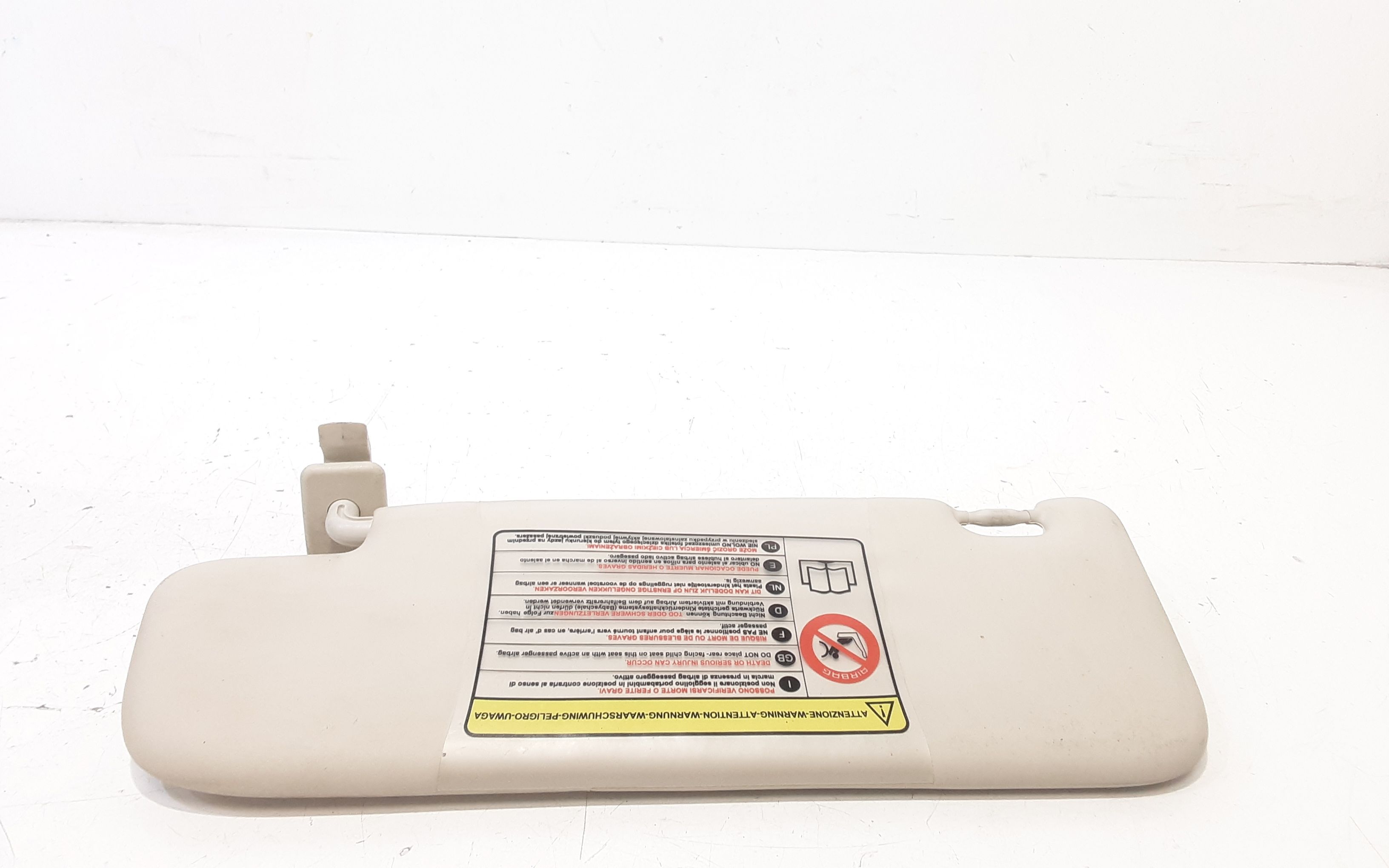 Aletta Parasole Parabrezza Destro 735452613 Usato