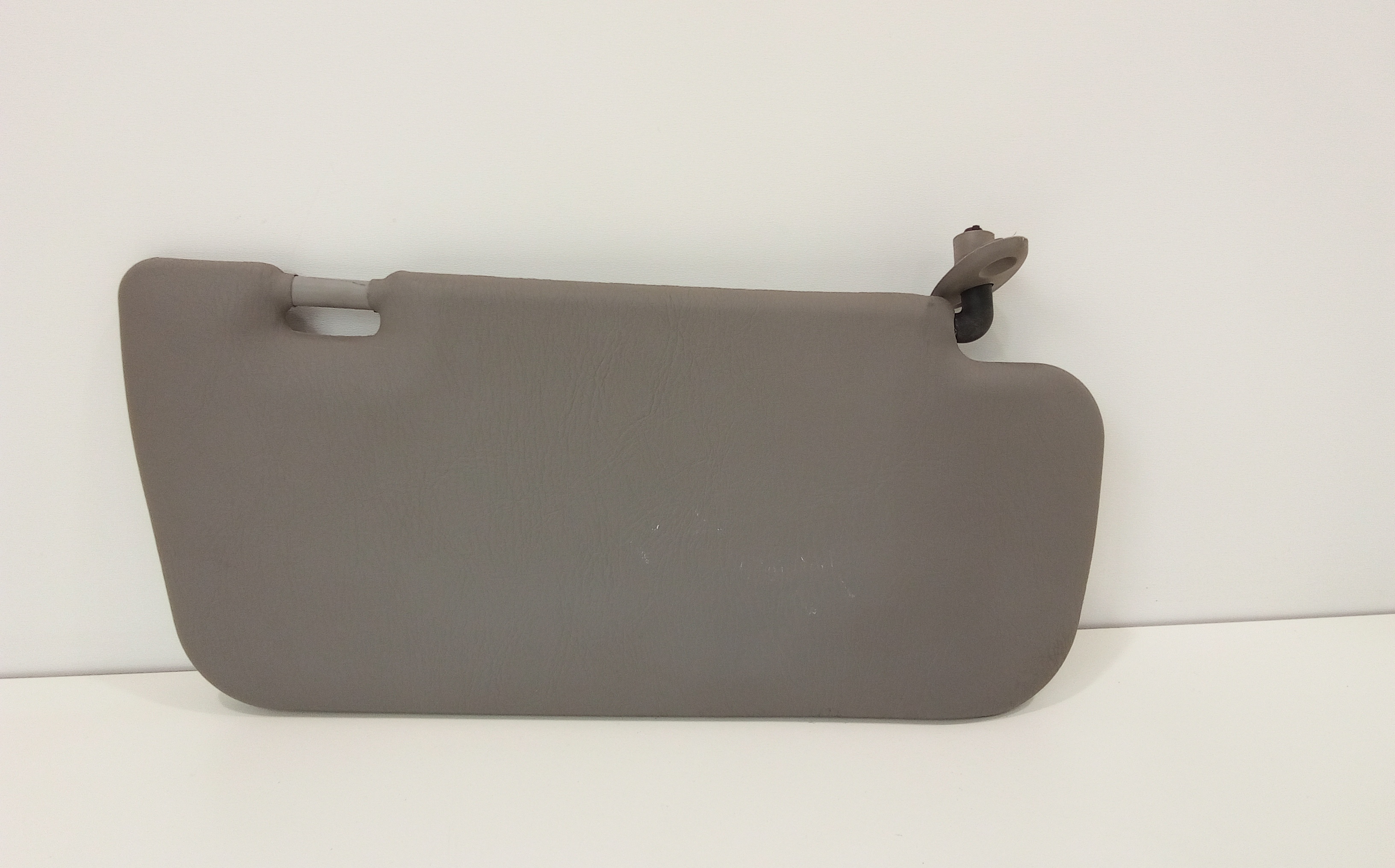 Aletta Parasole Parabrezza Destro 964001F570 Usato