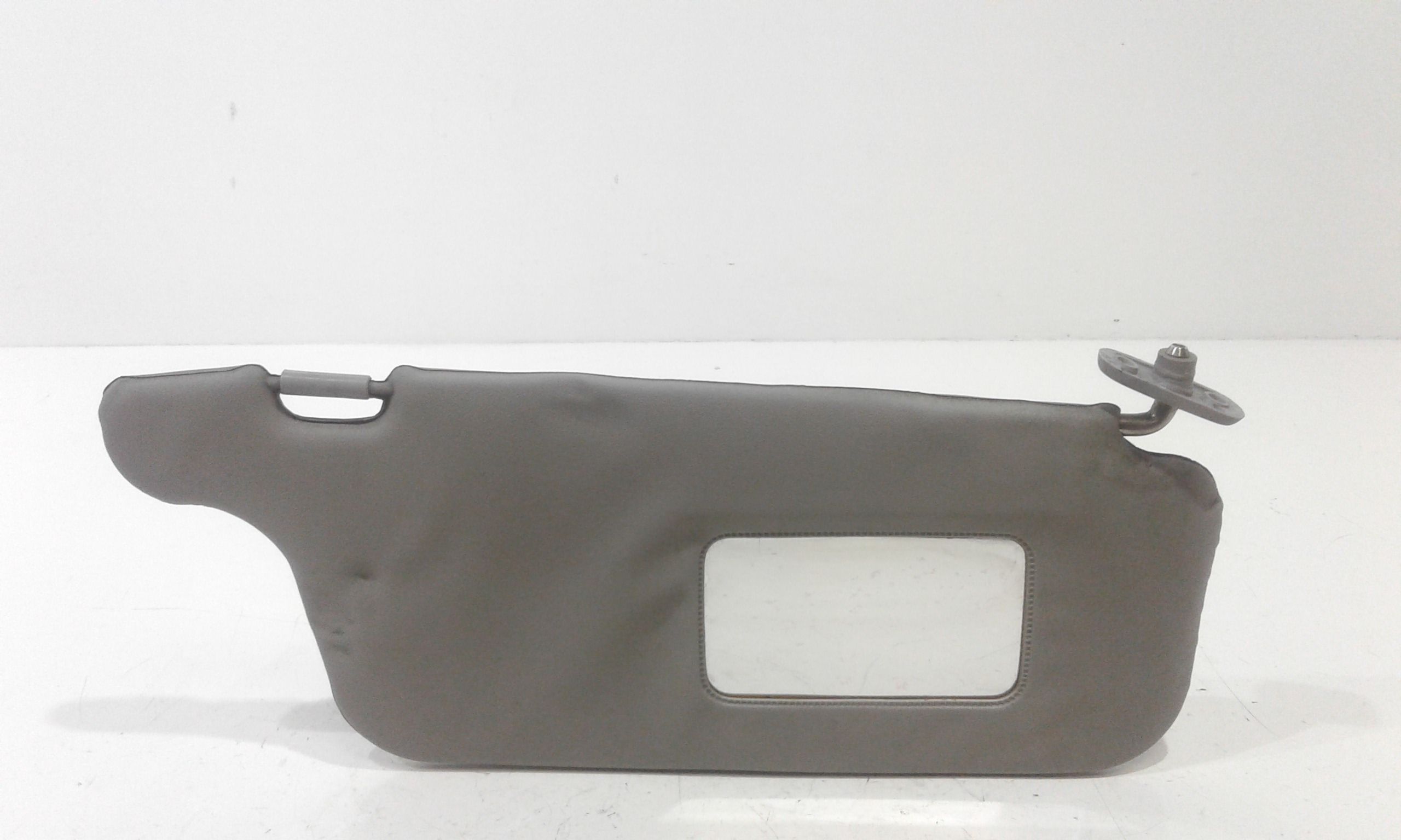 Aletta Parasole Parabrezza Destro 8520206300LO Usato