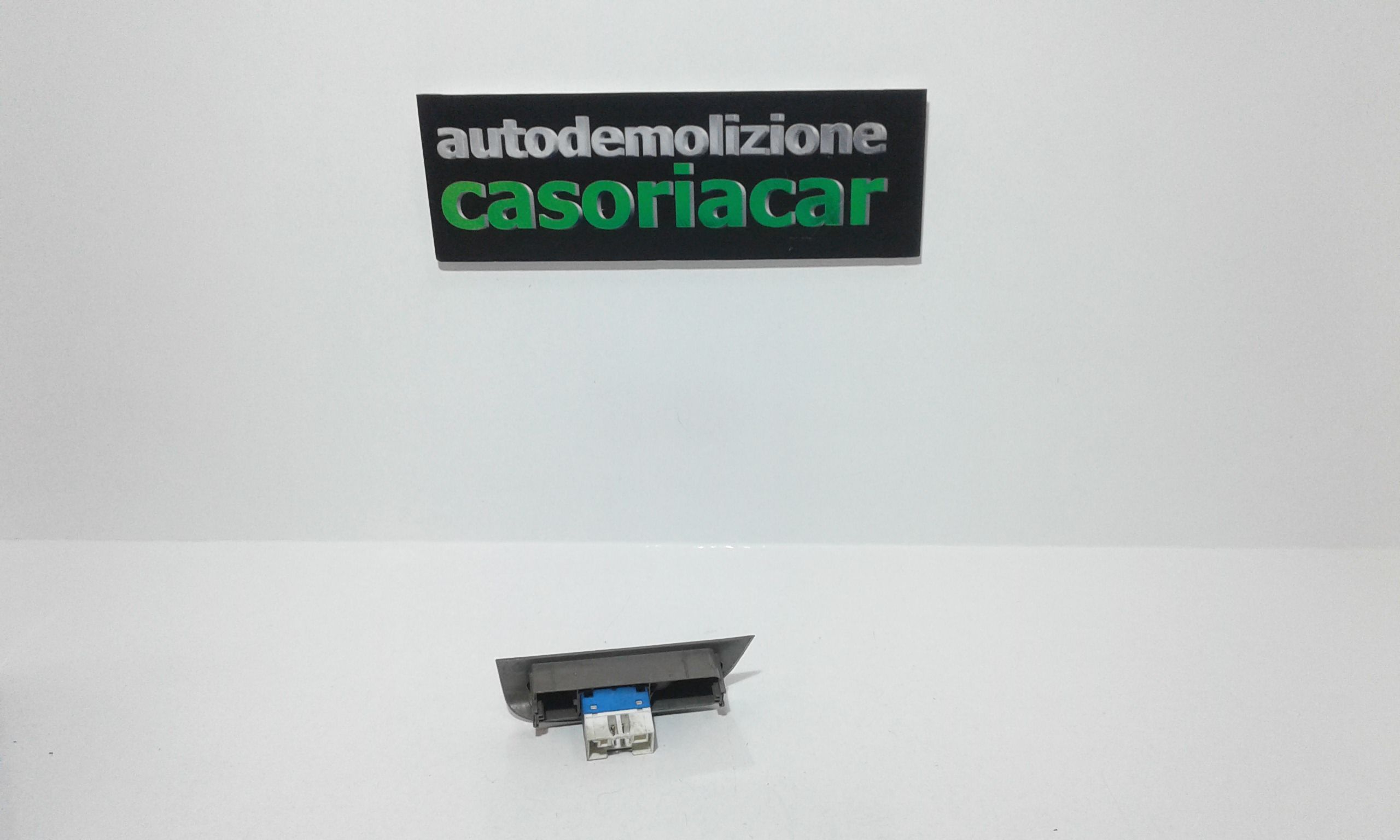 Interruttore Alzacristalli Porta Ant. Destro Usato