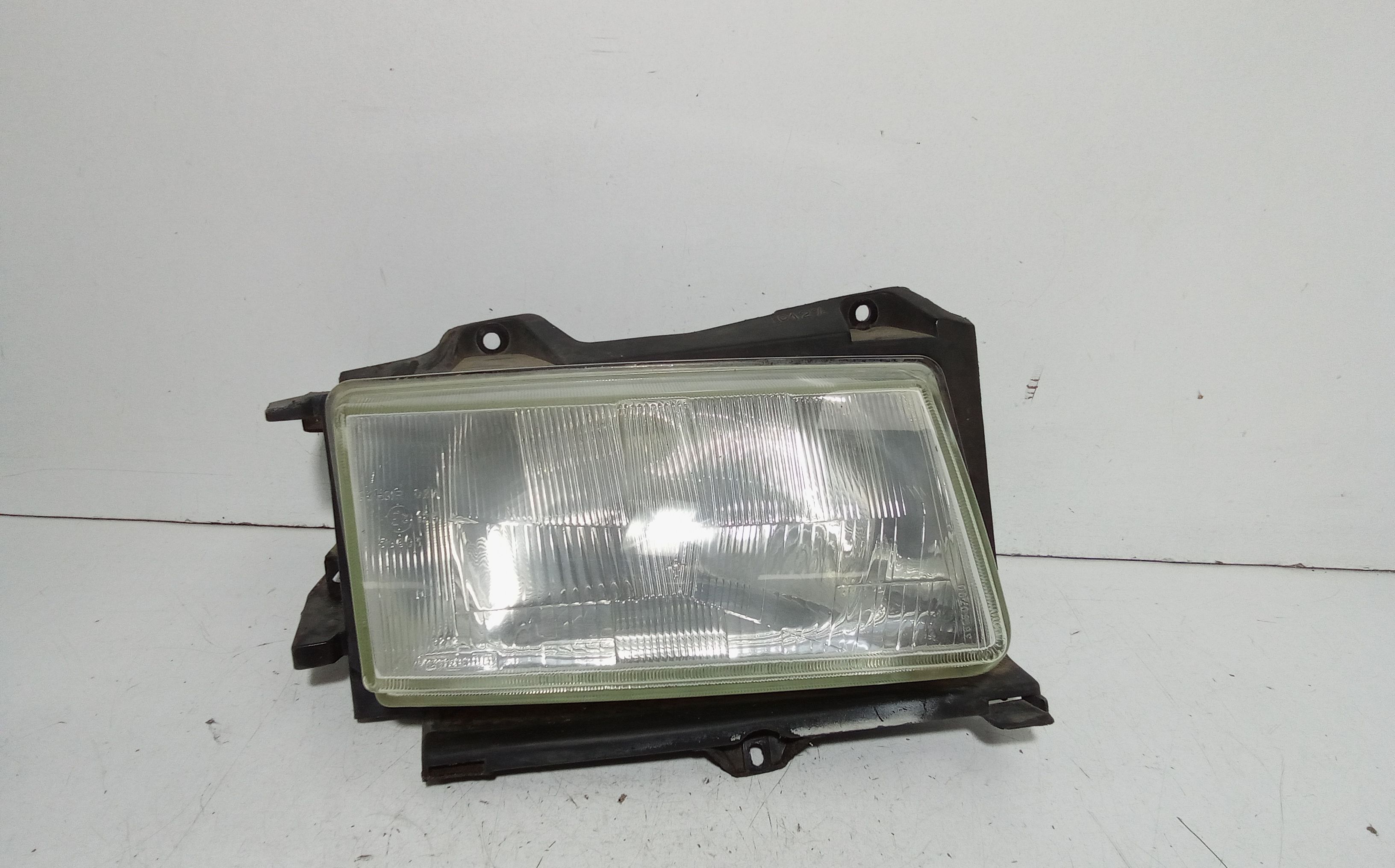 Proiettore Destro 1474267080 Usato