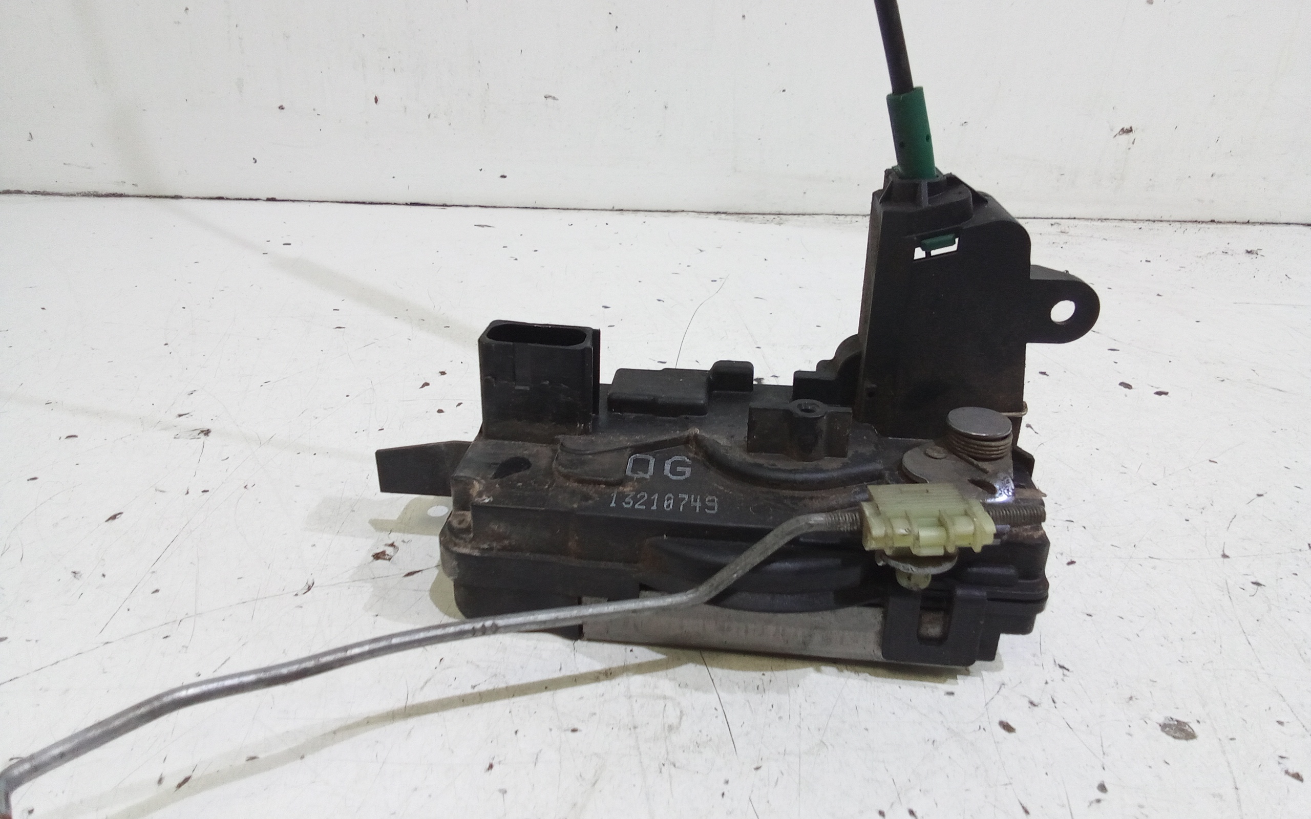 Serratura Porta Ant. Destro 13210741 Usato