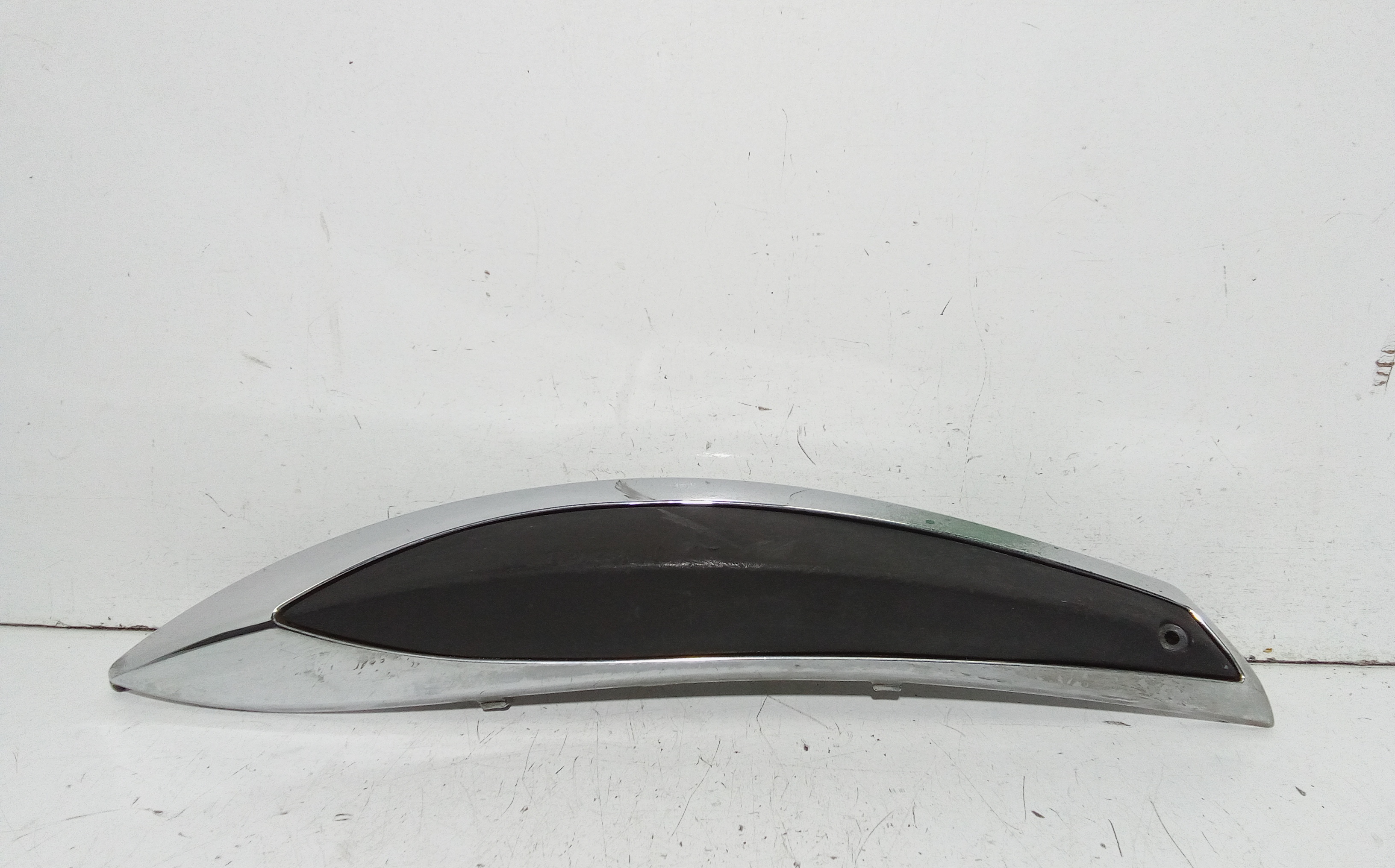 Profilo Con Cromatura Carena Dx Usato