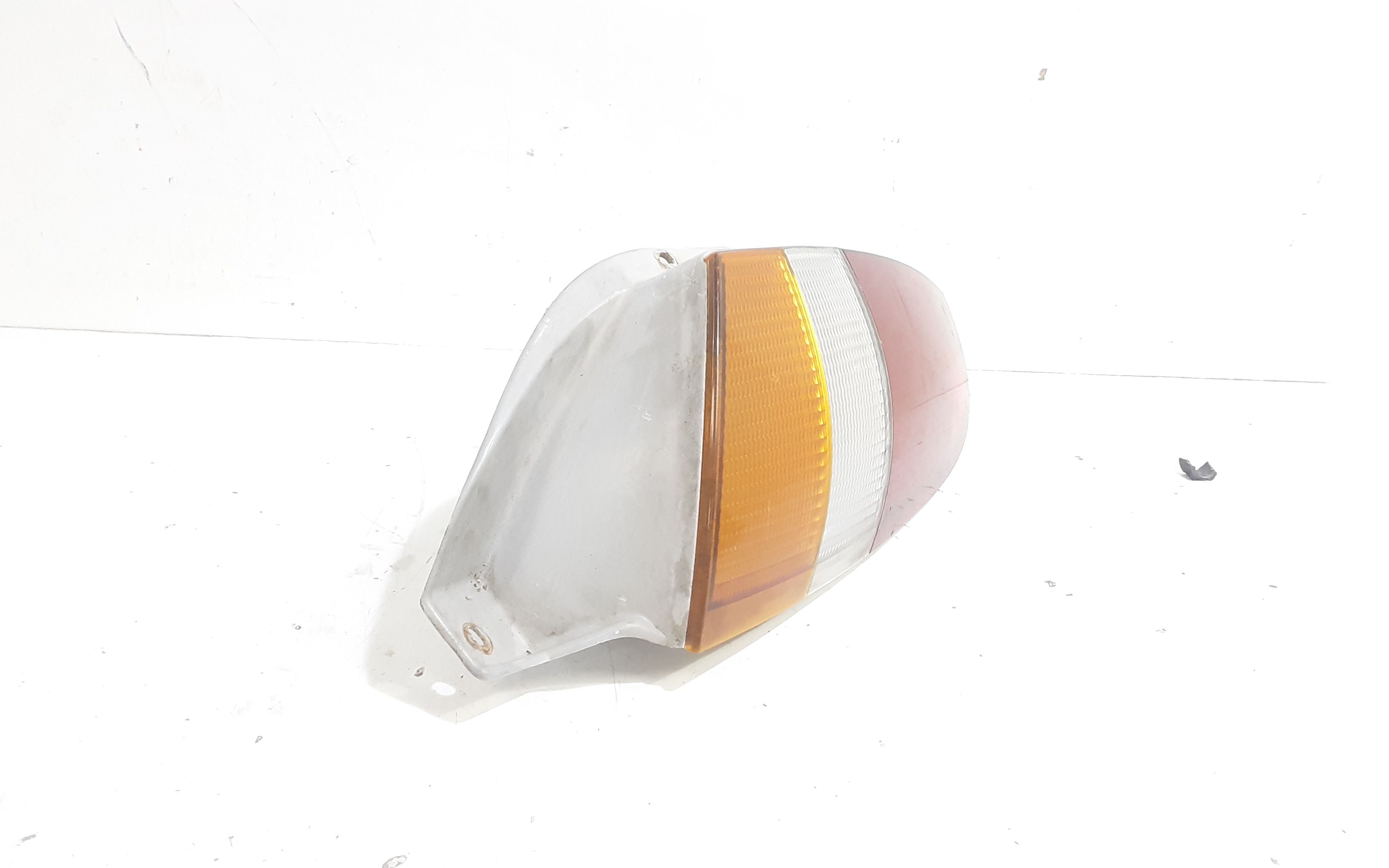 Fanale Post. Destro 9240202010 Usato