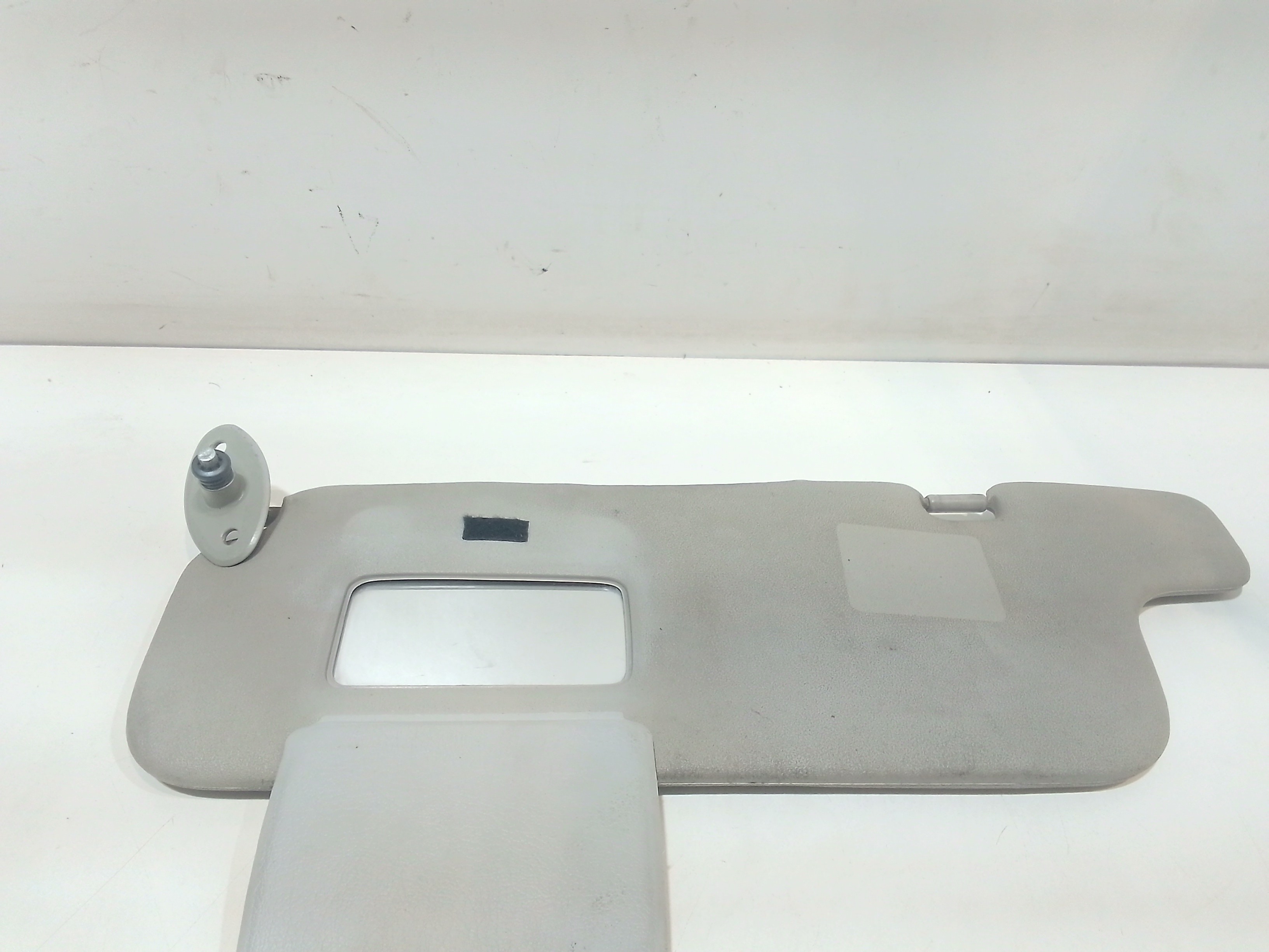 Aletta Parasole Parabrezza Sinistro 7432052311B0 Usato