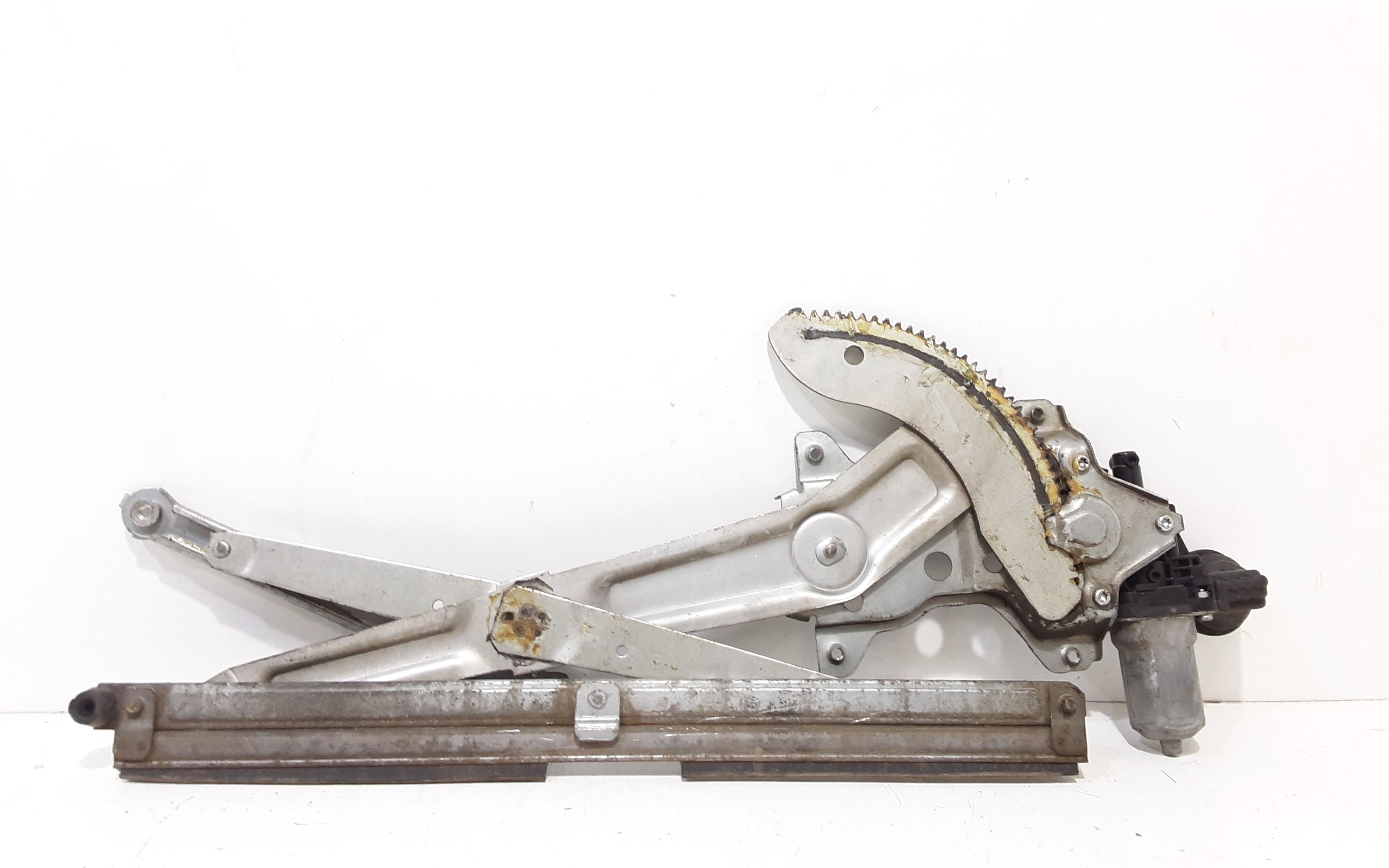 Alzacristallo Porta Ant. Sinistro 8344062J00000 Usato