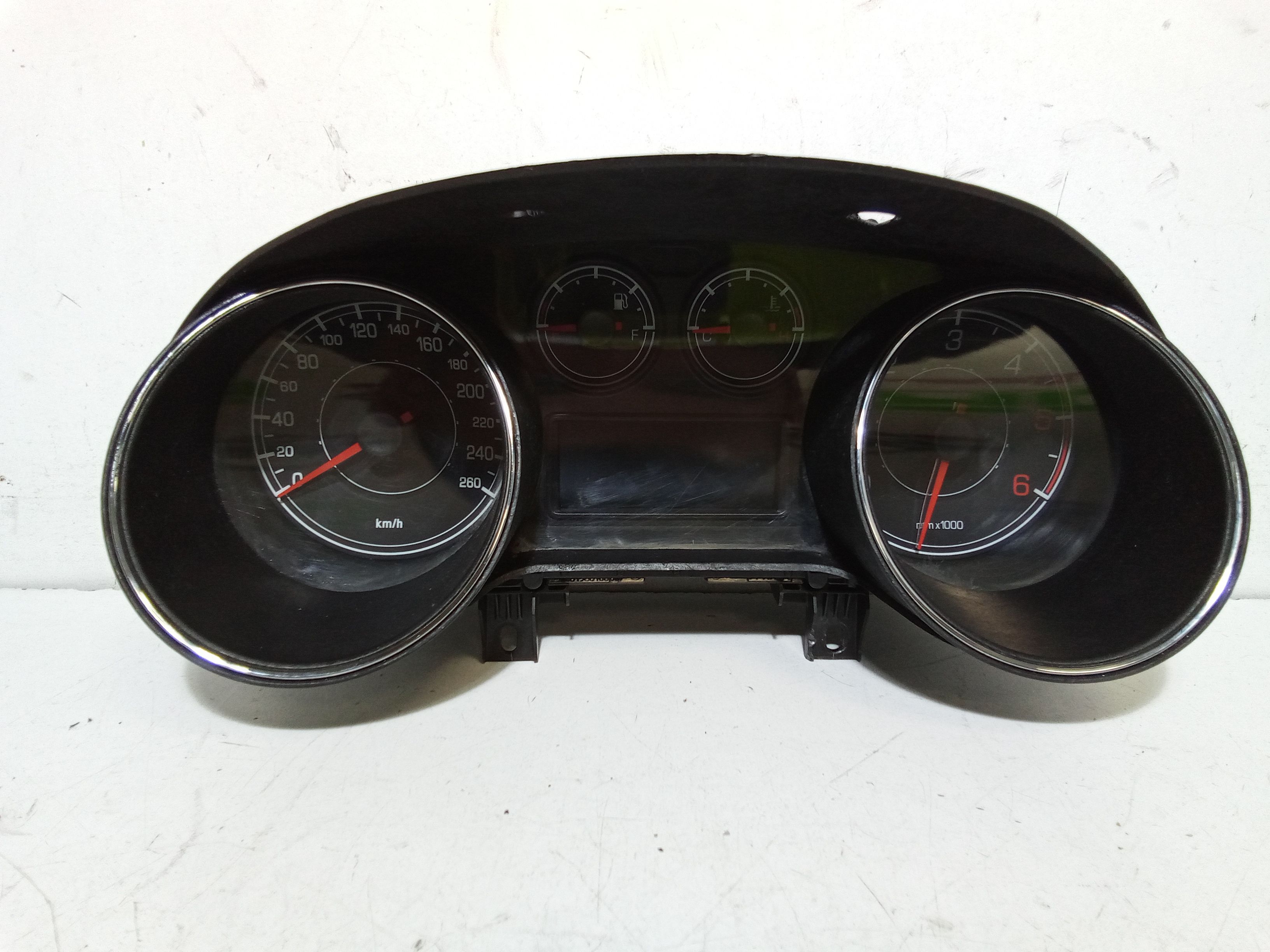 Quadro Portastrumenti Usato