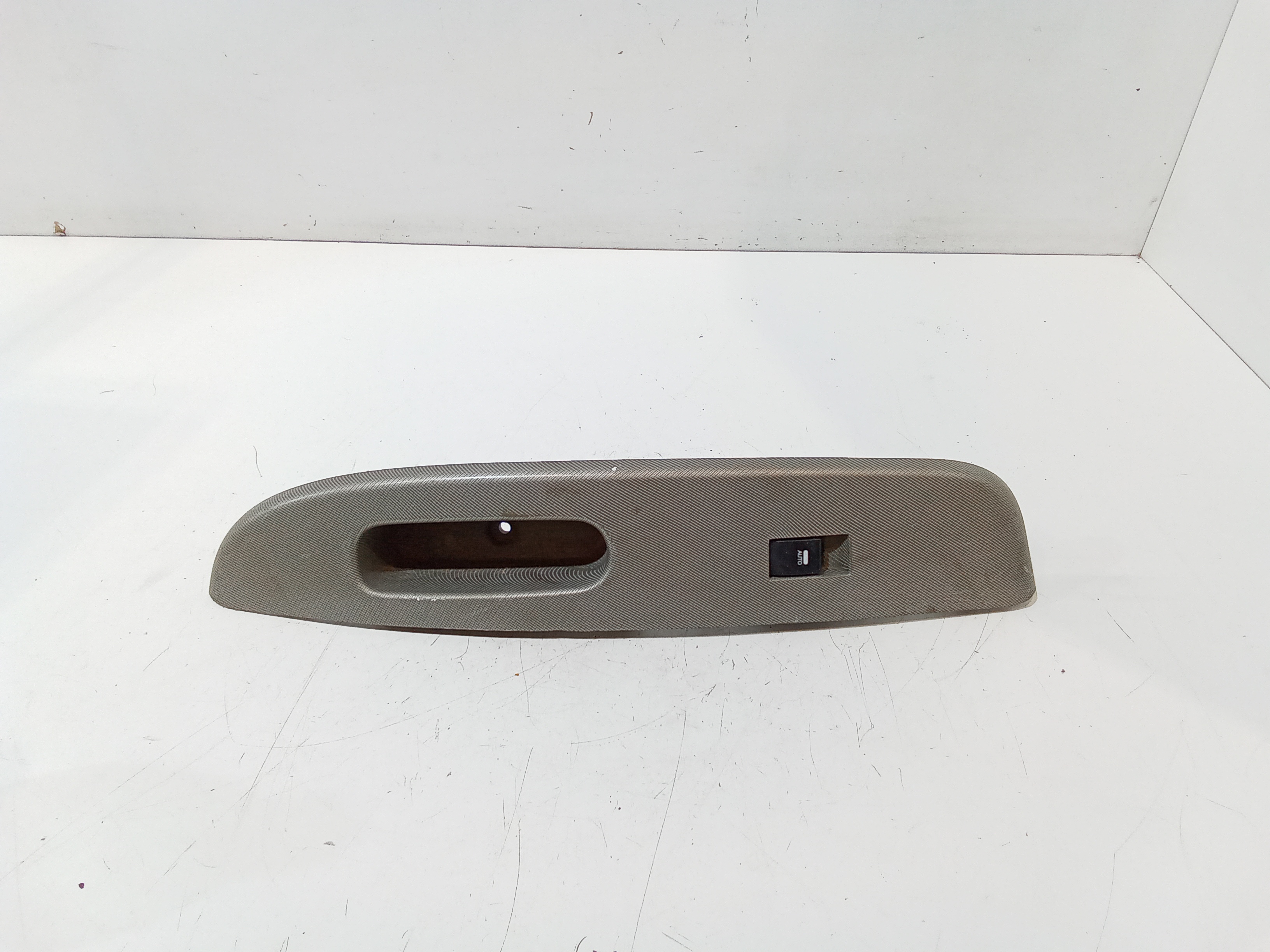 Interruttore Alzacristalli Porta Ant. Destro Usato