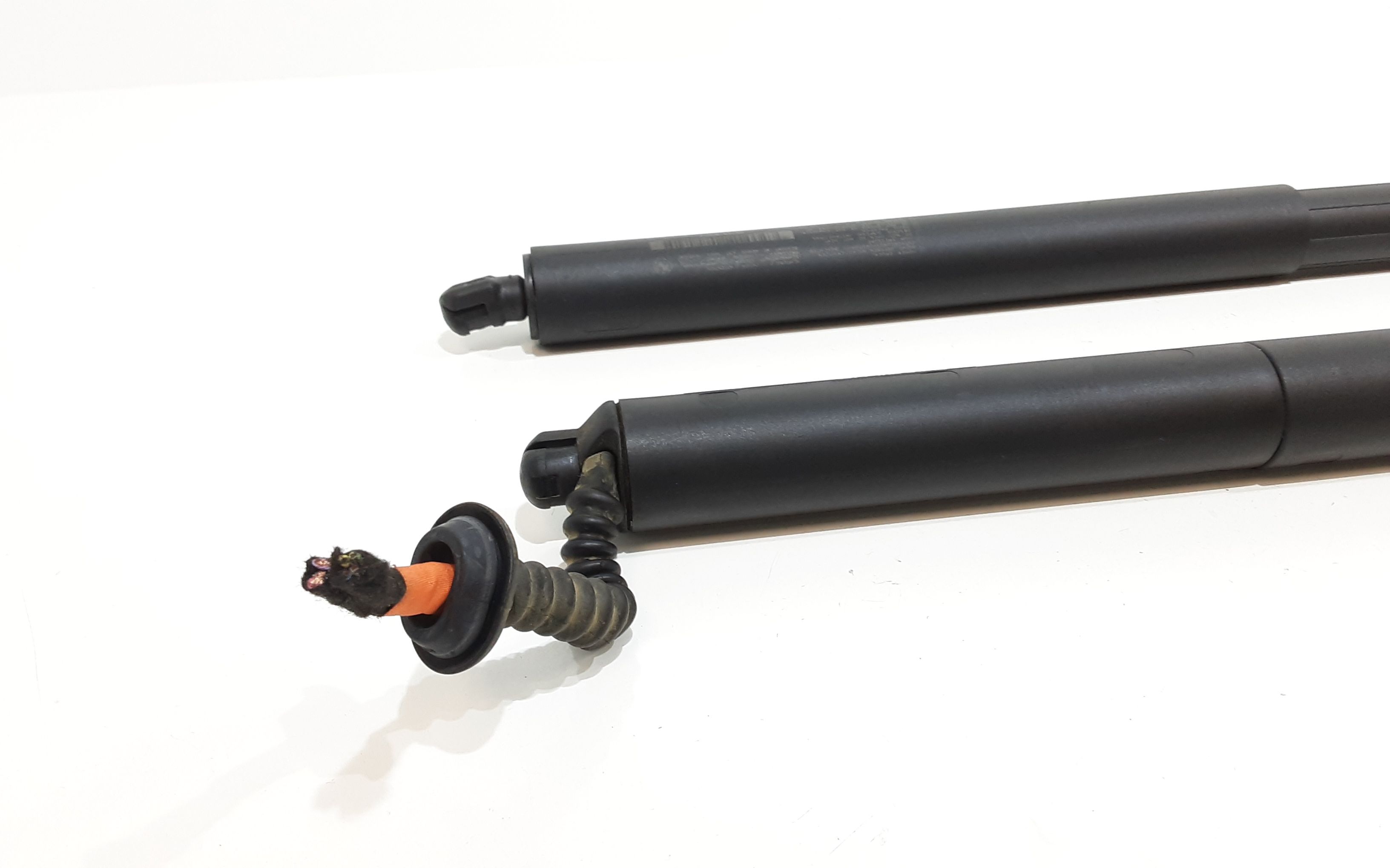 Cerniera Cofano Post. Destro Usato