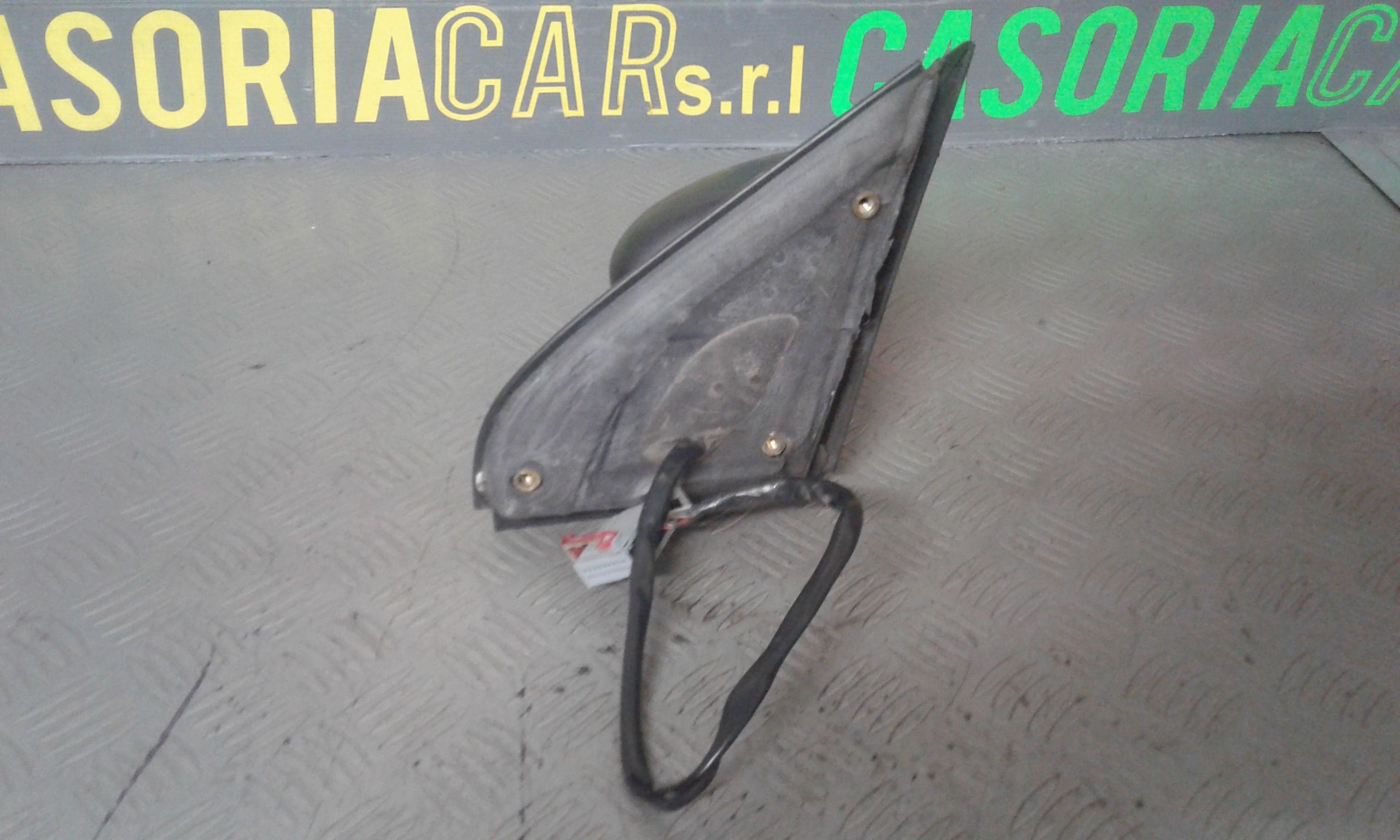 Retrovisore Est. Destro Usato