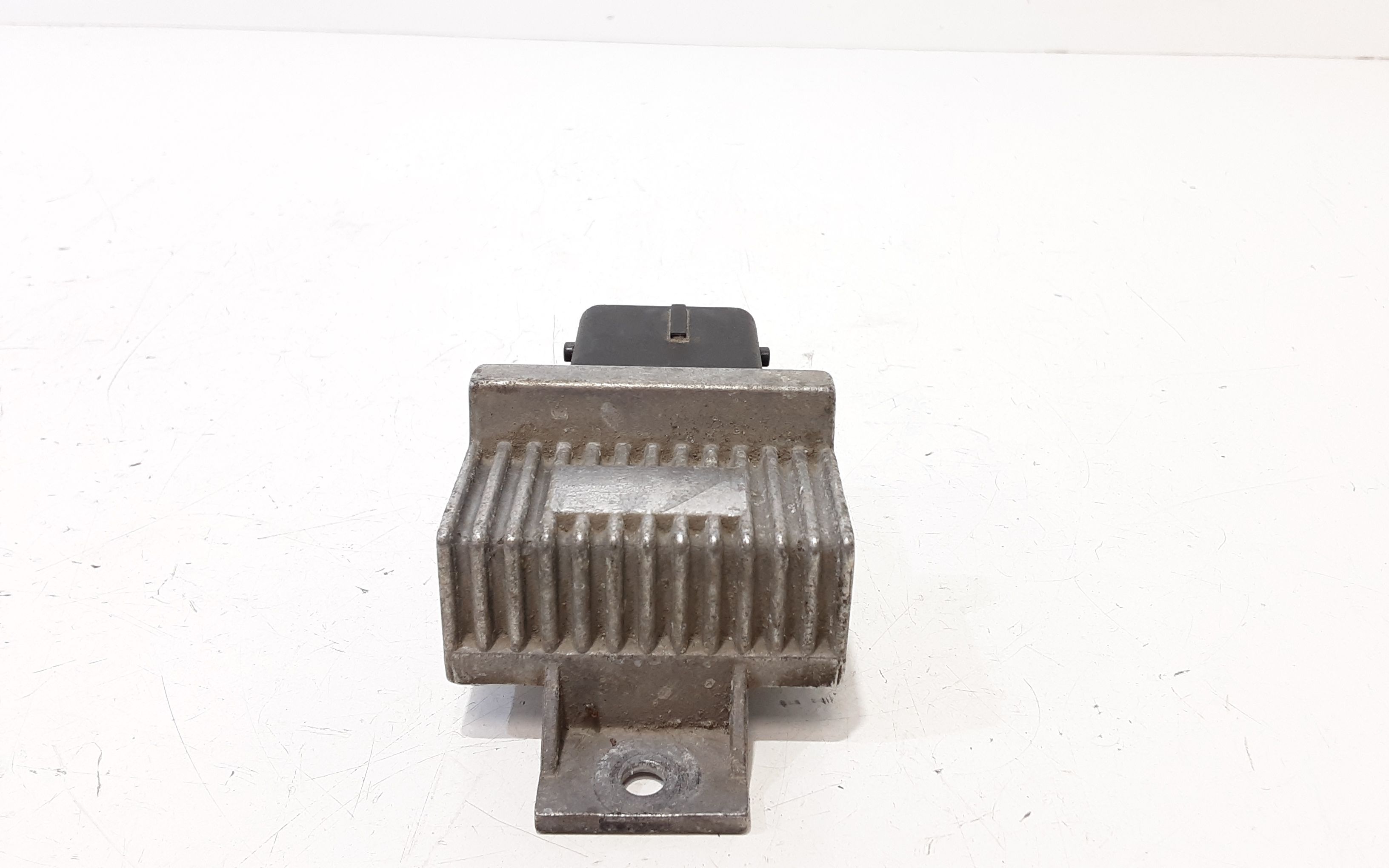 Relè Preriscaldamento Candelette Usato