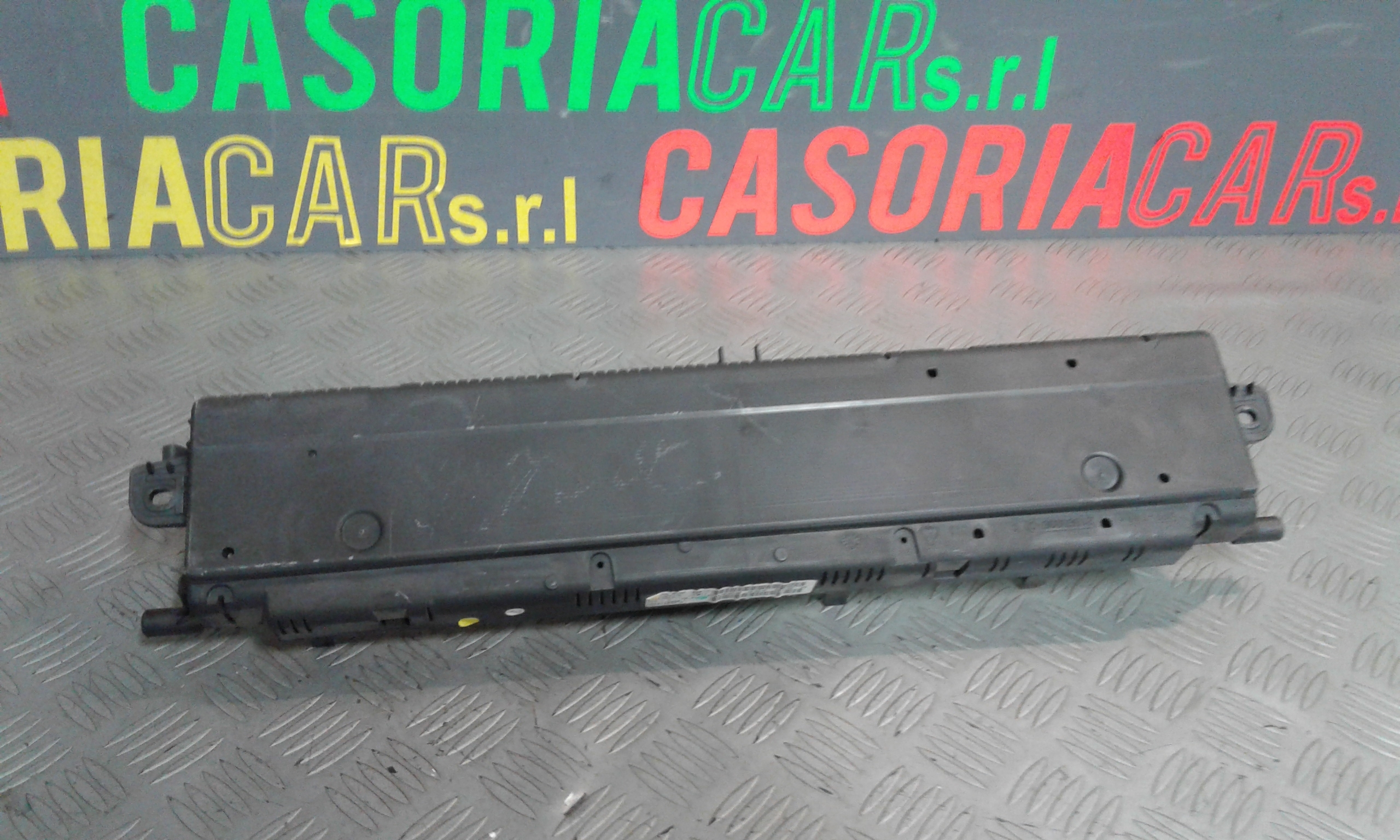 Quadro Portastrumenti Usato