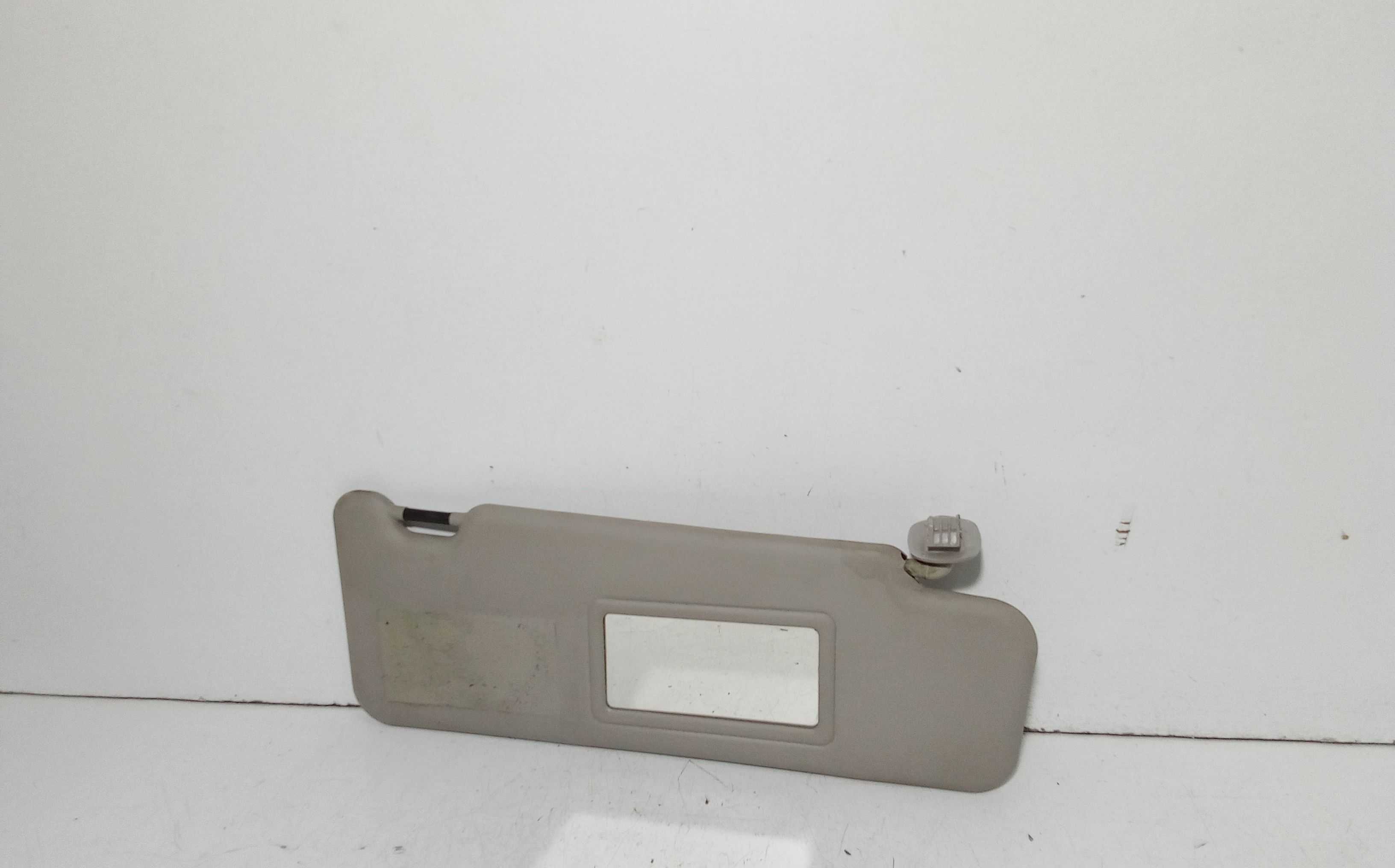 Aletta Parasole Parabrezza Destro 964006322R Usato