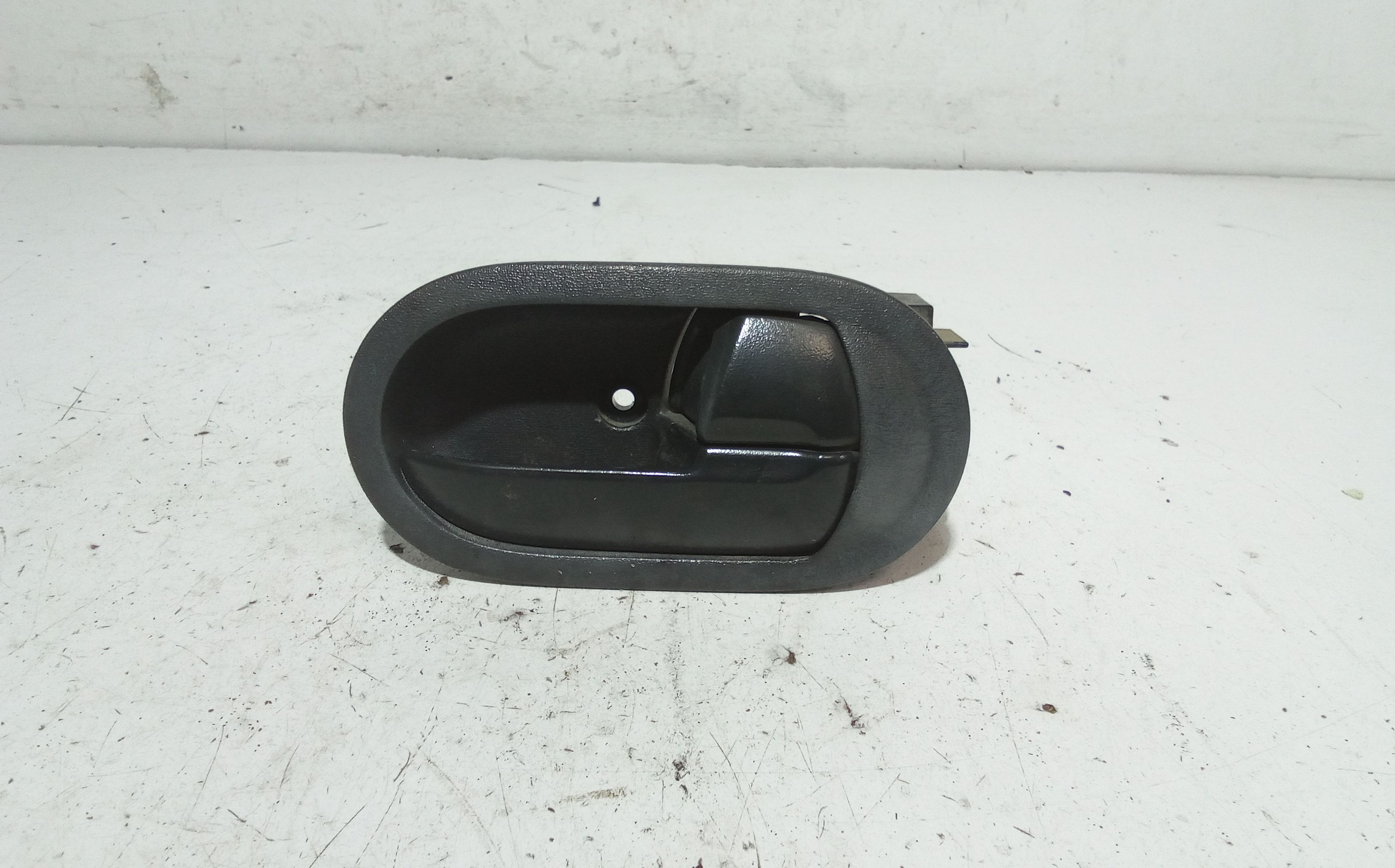 Maniglia Int. Apertura Porta Ant. Destro Usato