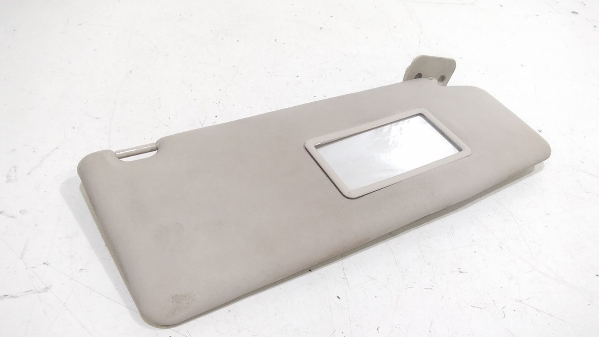 Aletta Parasole Parabrezza Destro 735295147 Usato