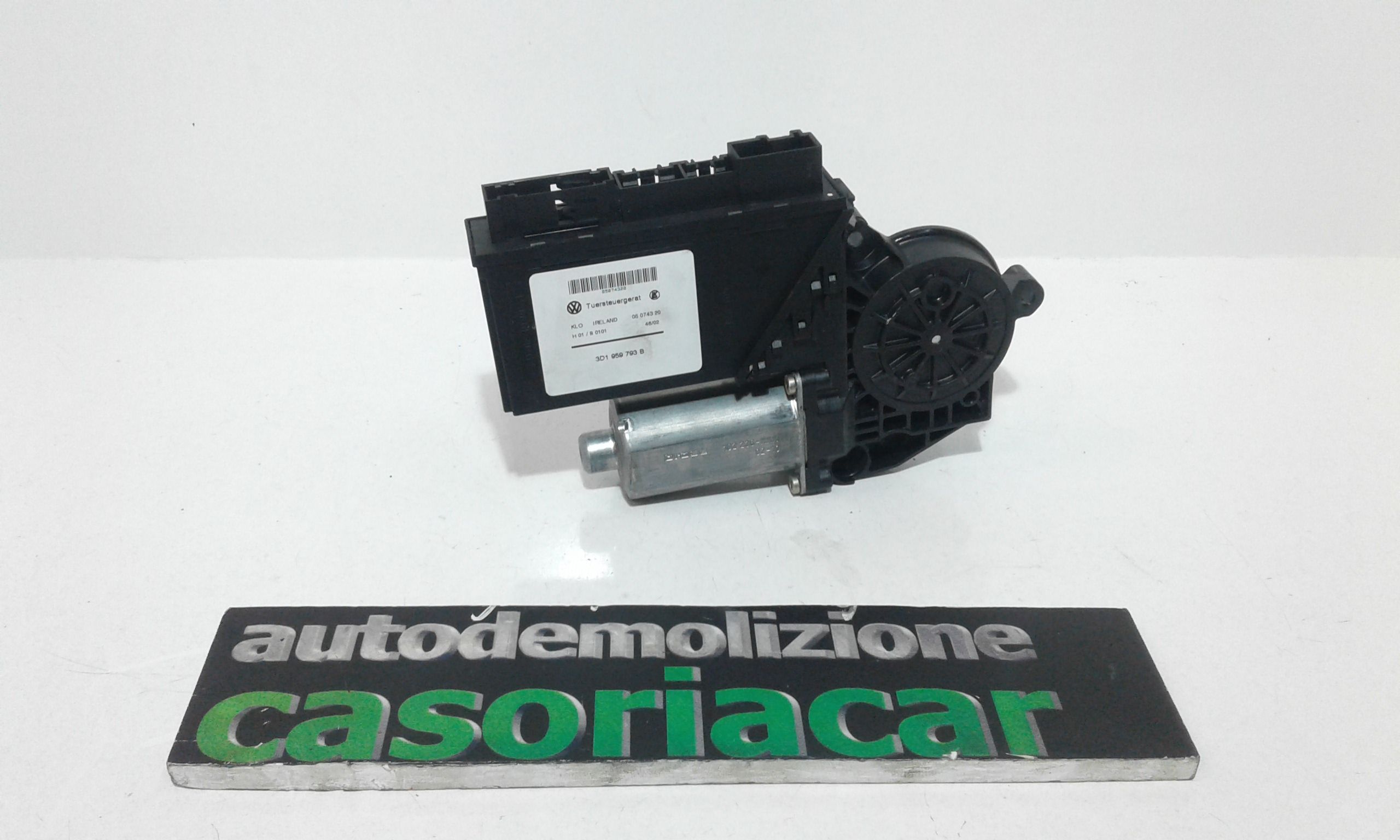 Motorino Alzacristallo Porta Ant. Sinistro 7L0959701MVIN Usato