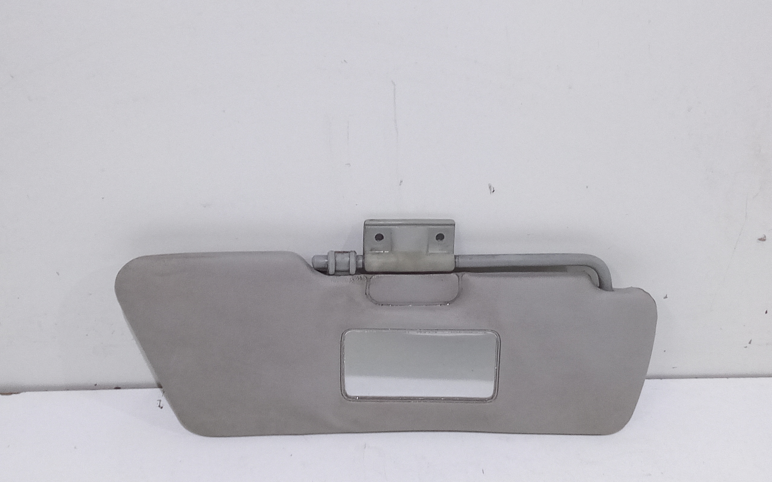 Aletta Parasole Parabrezza Destro 735244339 Usato