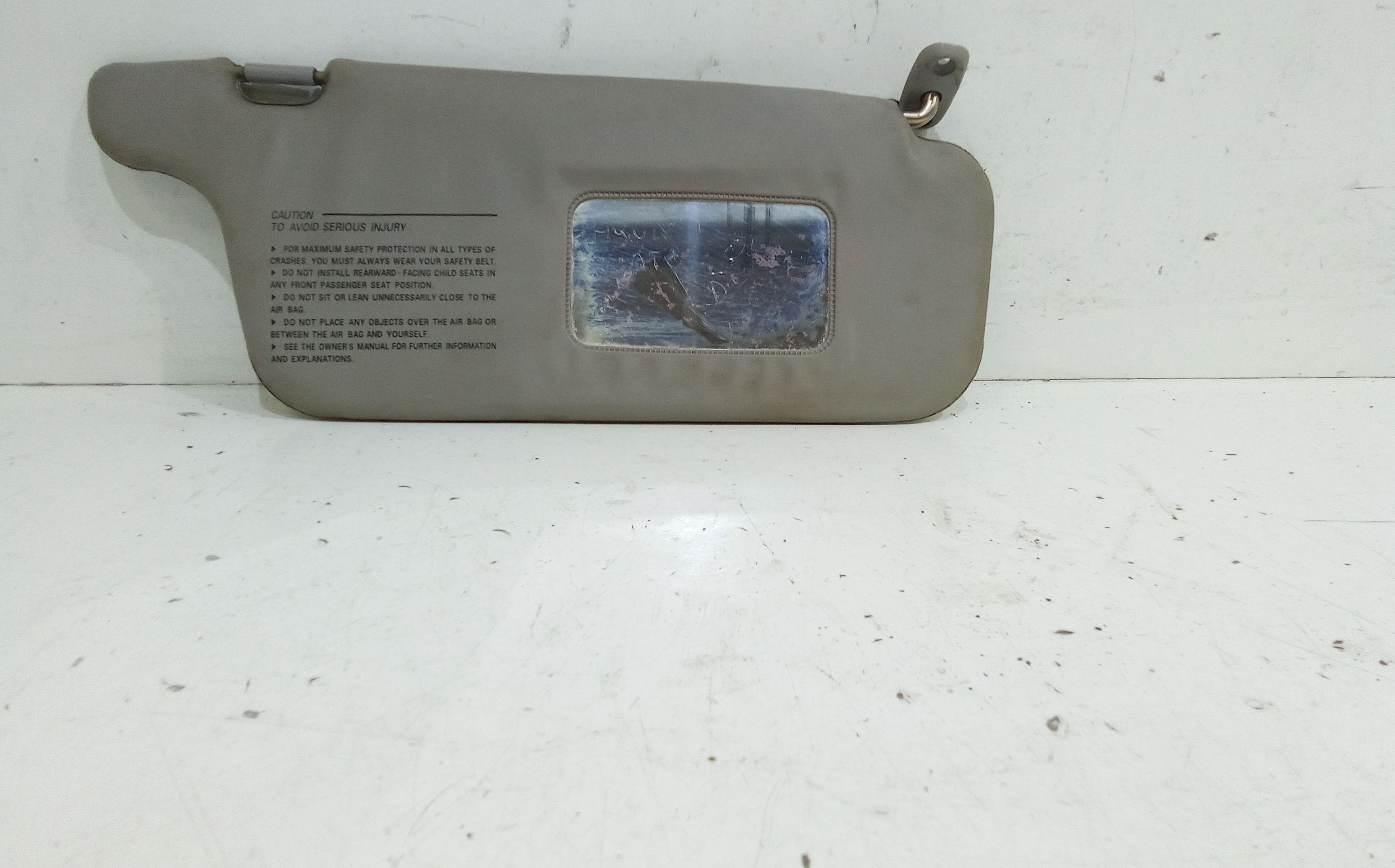 Aletta Parasole Parabrezza Destro 8520202500OB Usato