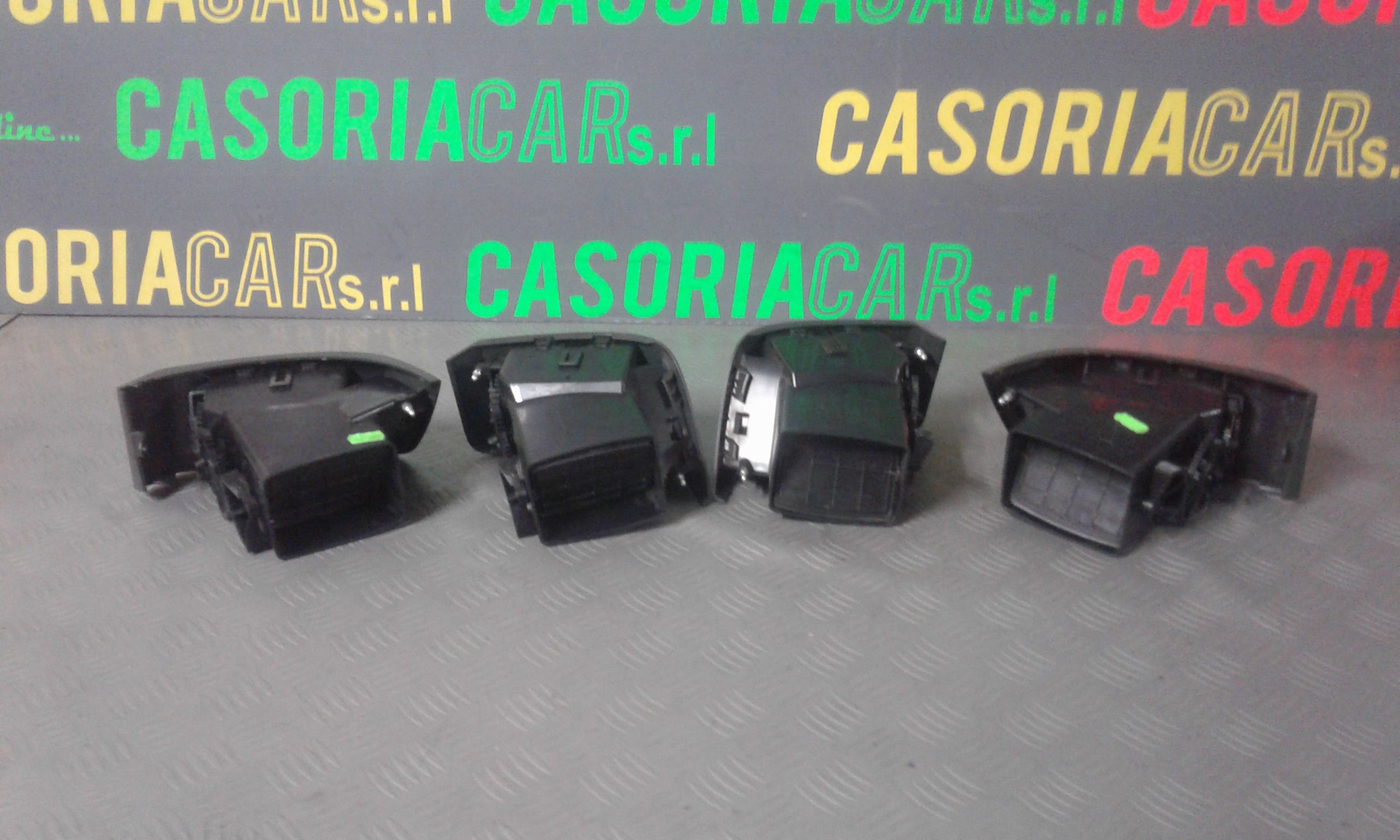 Condotto Aria Bocchette Centr. Sup. Cruscotto Usato