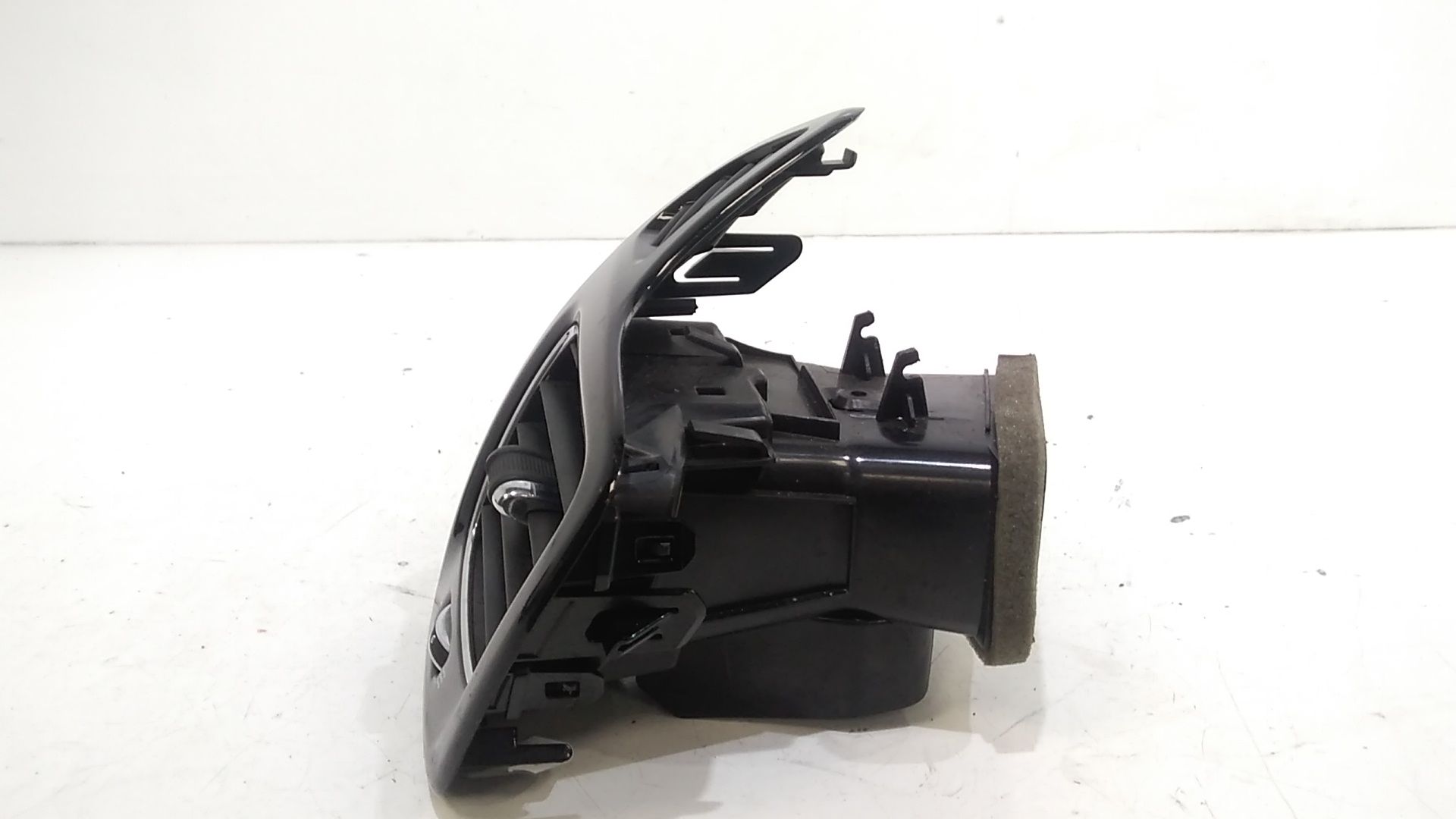 Condotto Aria Bocchette Lat. Cruscotto Sinistro K68280454AA Usato